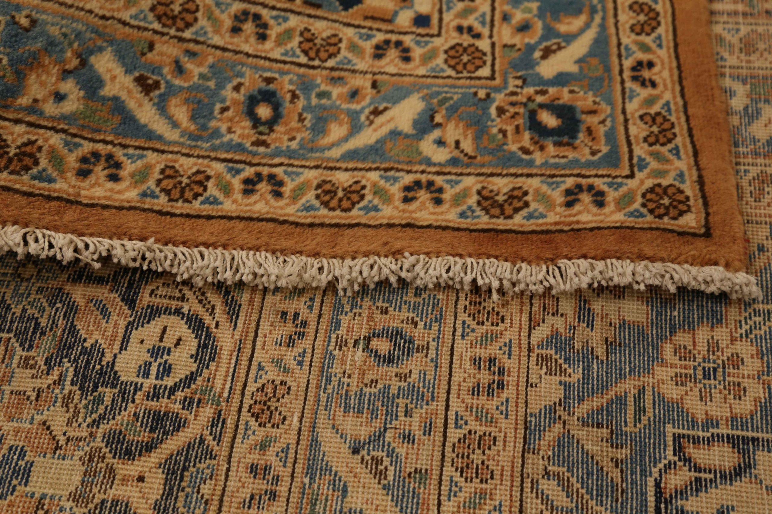 Persian Kashan Area Rugs - 10954 In Excellent Condition For Sale In Dallas, TX