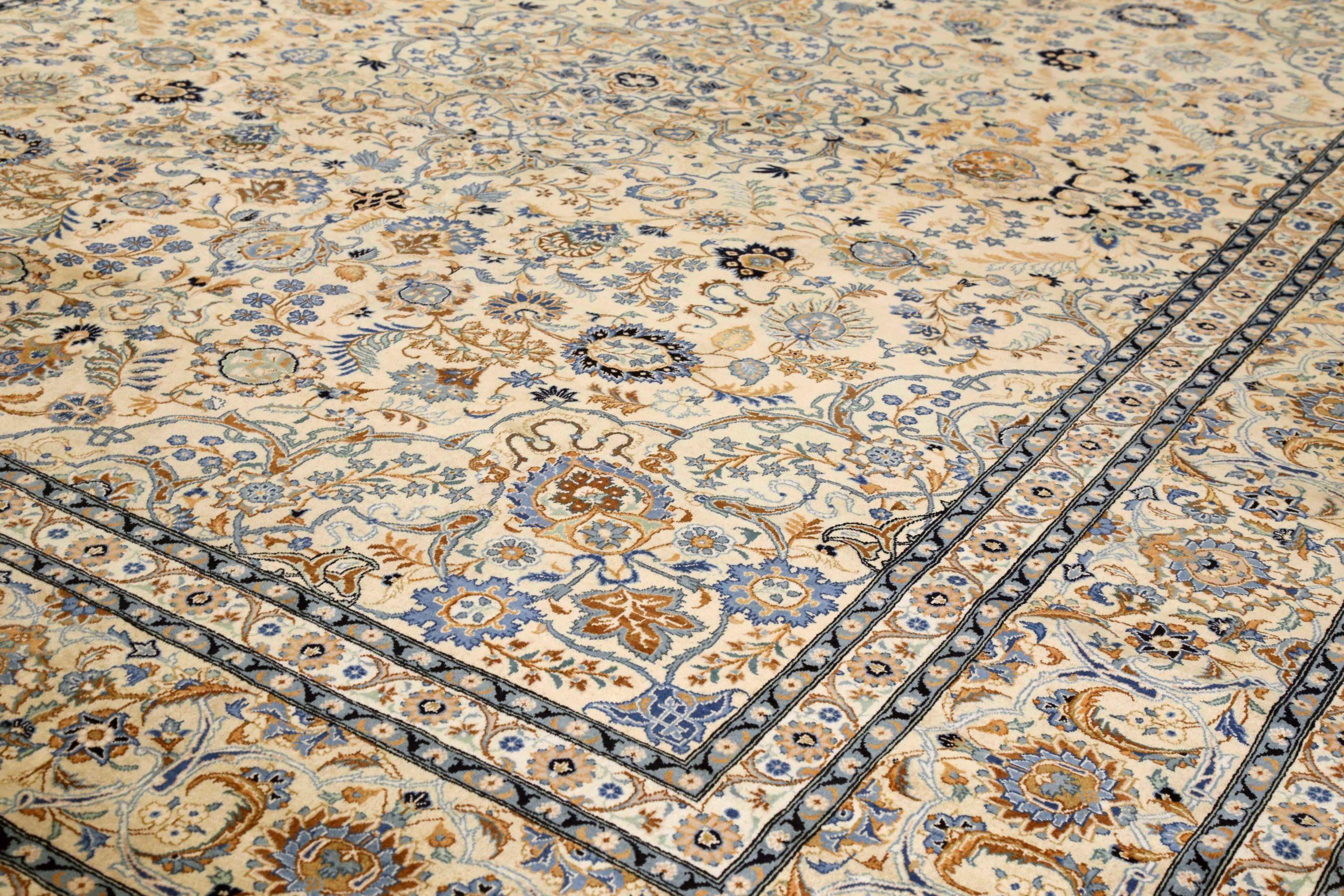 Persische Kashan-Teppiche Circa 1910 - Wolle Blau Elfenbein Design - 75431 (Asiatisch) im Angebot