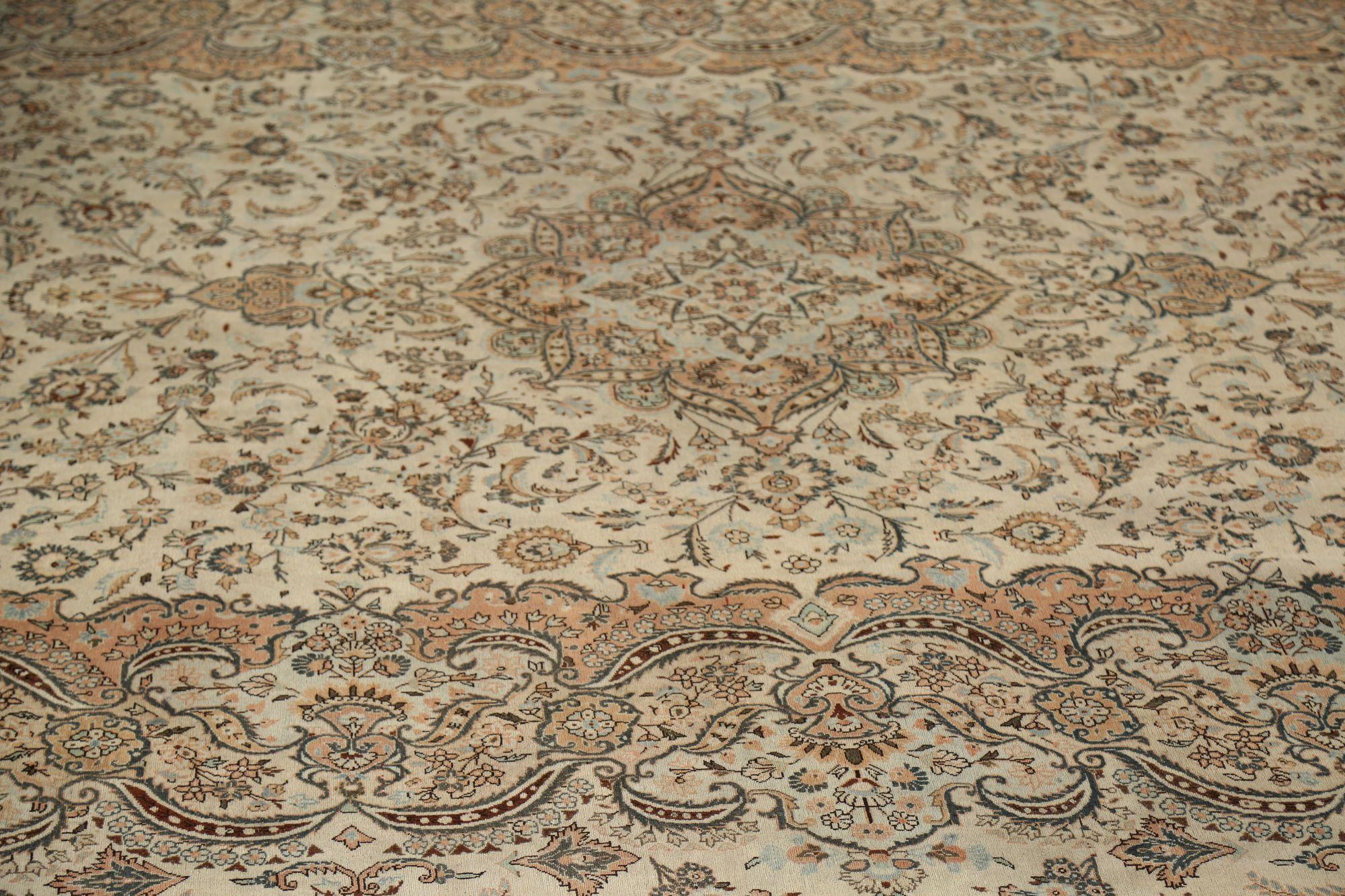 Persische Kashan-Teppiche – Wolle, elfenbeinfarbenes Design – 96737 im Zustand „Hervorragend“ im Angebot in Dallas, TX