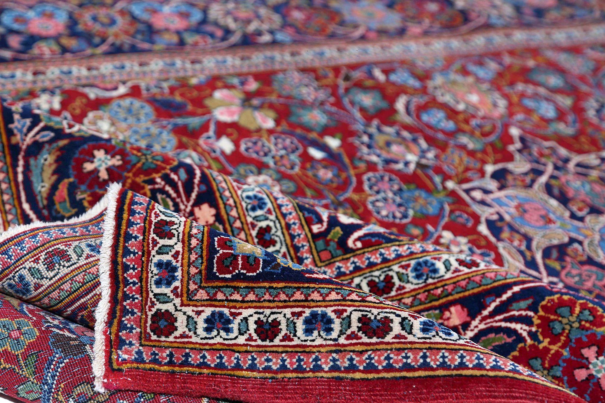 Persischer Kashan Kleiner Teppich aus Wolle in Marineblau, Blau und Rot mit Design - 97178 im Zustand „Hervorragend“ im Angebot in Dallas, TX