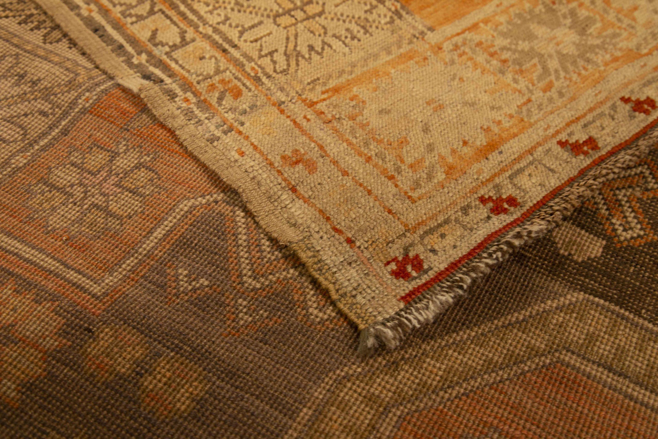 Tappeti persiani Kazak del 1910 circa - Lana marrone/arancio Design/One - 10629 In condizioni ottime in vendita a Dallas, TX