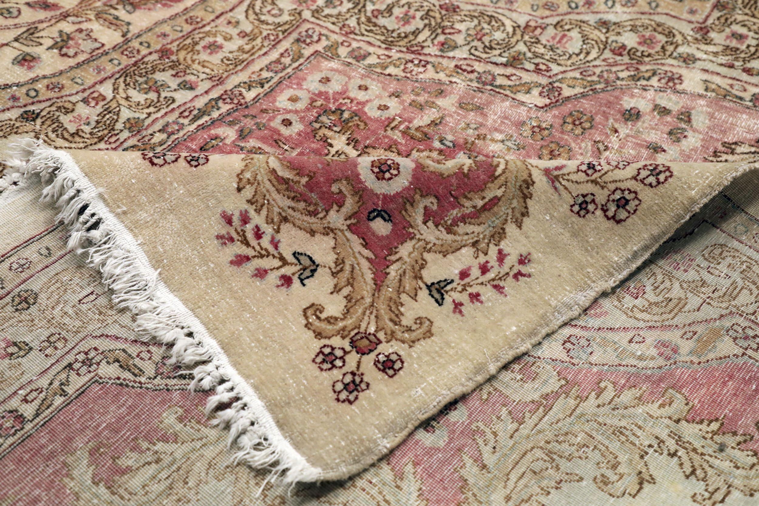 Persischer Kerman Over Size-Teppich - Wolle Elfenbeinrosa Design - 94541 (Handgeknüpft) im Angebot