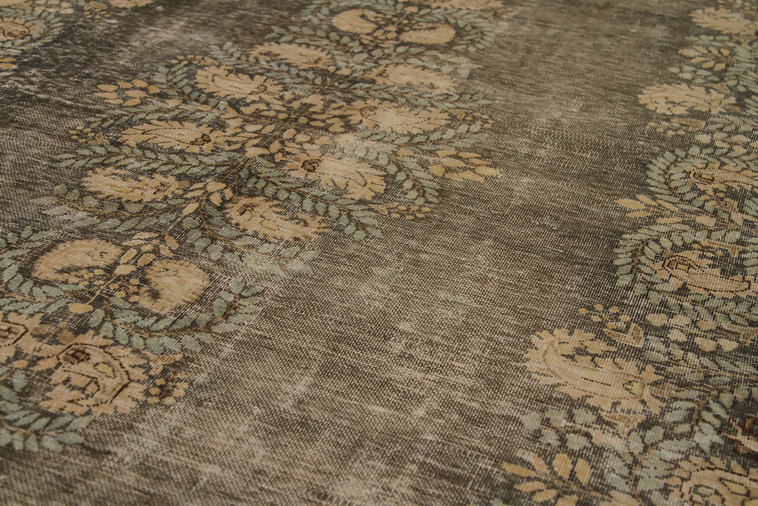 Persischer Kerman Kleiner Teppich Circa 1910 - Wolle Braun Grau Elfenbein Design - 90666 im Zustand „Hervorragend“ im Angebot in Dallas, TX