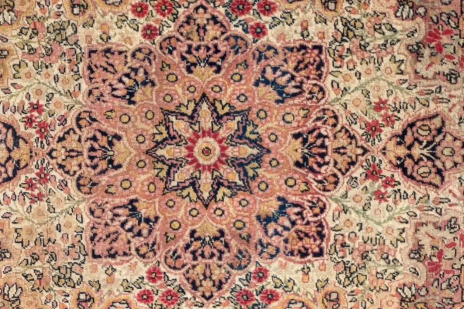 Alfombra Persa Kerman Pequeña Circa 1940 - Lana Marfil Rosa 73075 en venta 1
