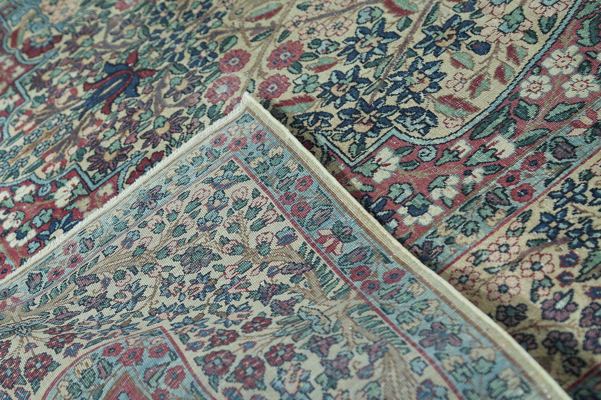 Persischer Kerman Kleiner Teppich - Wolle Elfenbein Design - 96772 (20. Jahrhundert) im Angebot