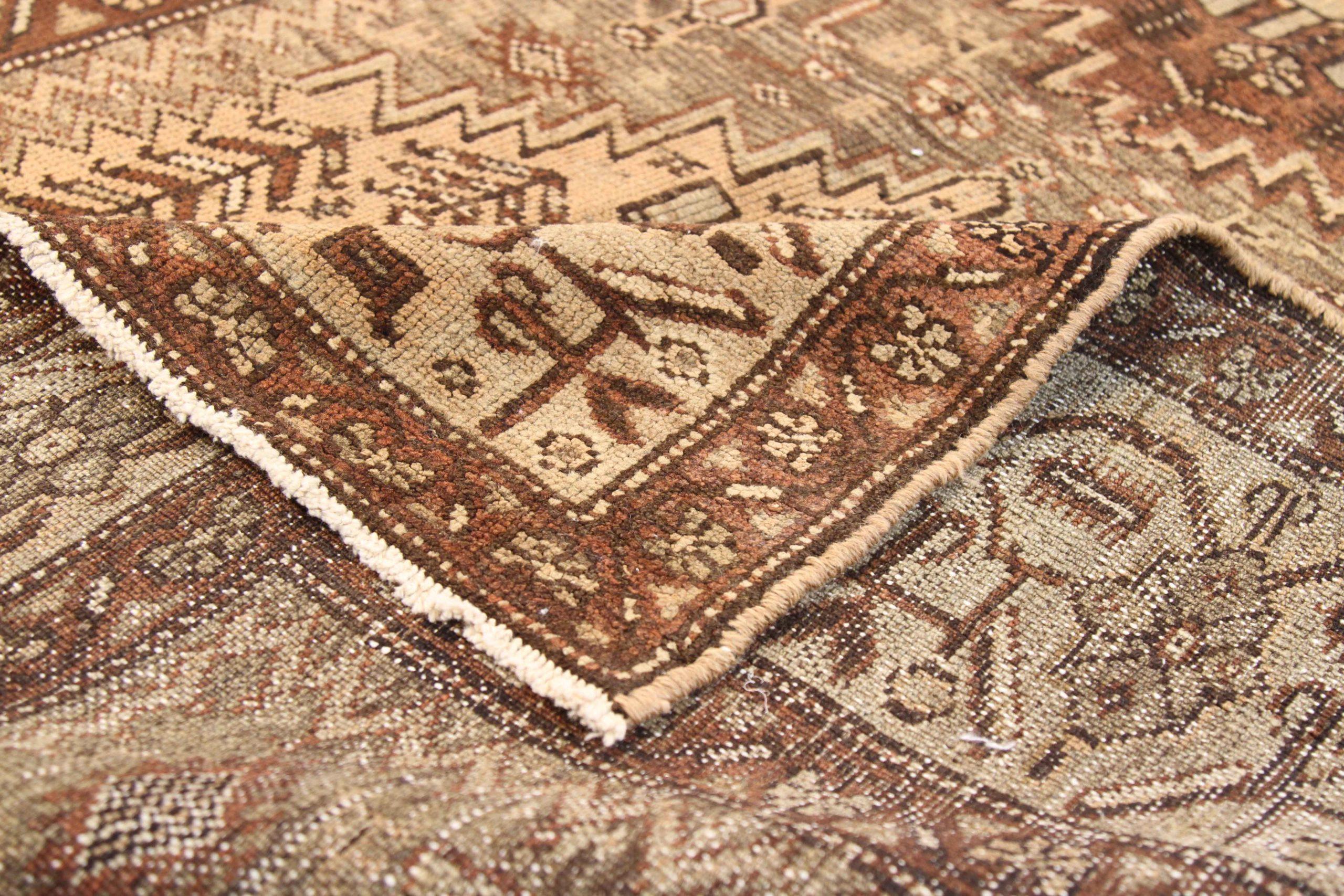 Tapis persans Khamseh - 51921 Excellent état - En vente à Dallas, TX