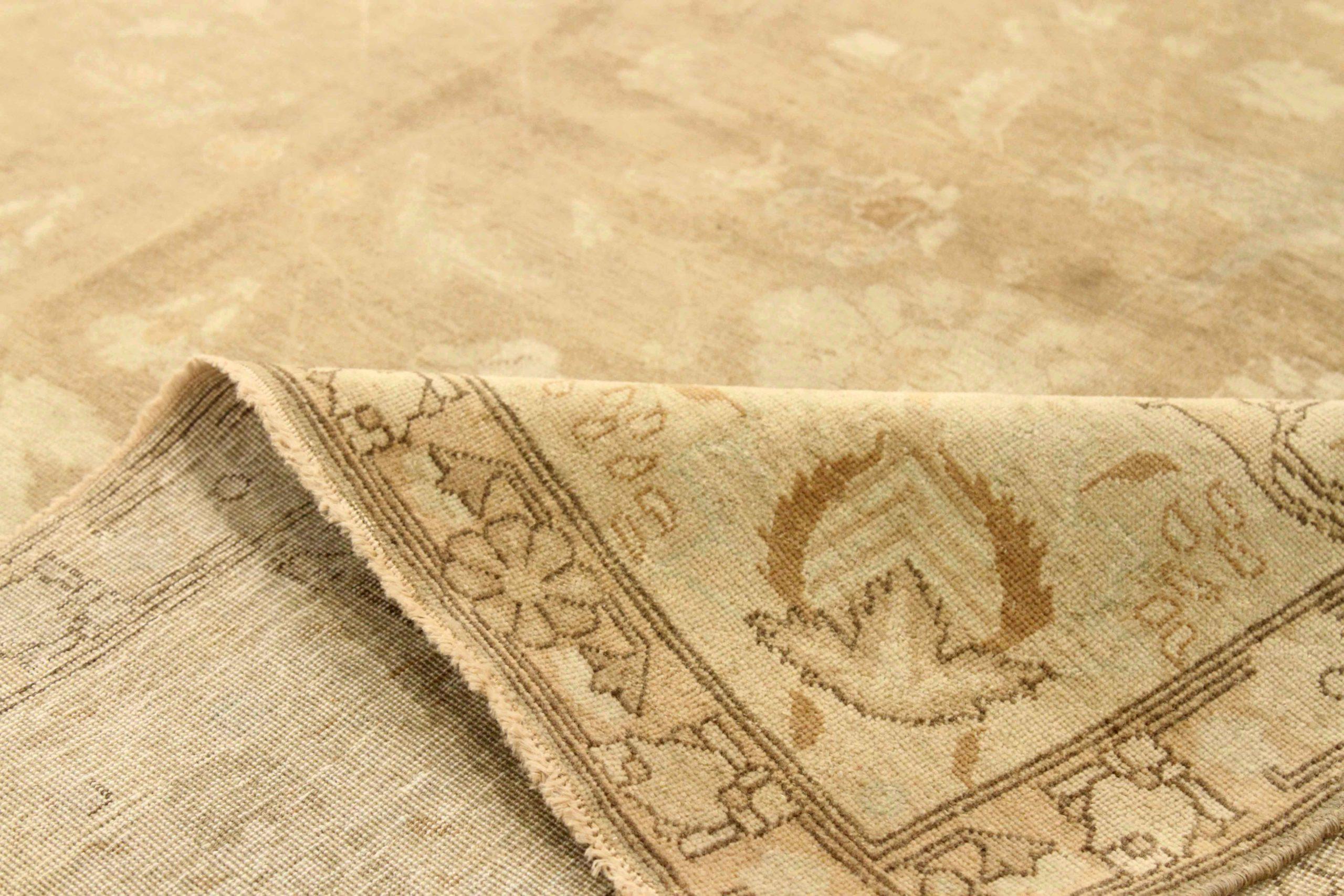 Tappeti persiani Khoi - Disegno in lana marrone avorio - 75865 In condizioni ottime in vendita a Dallas, TX