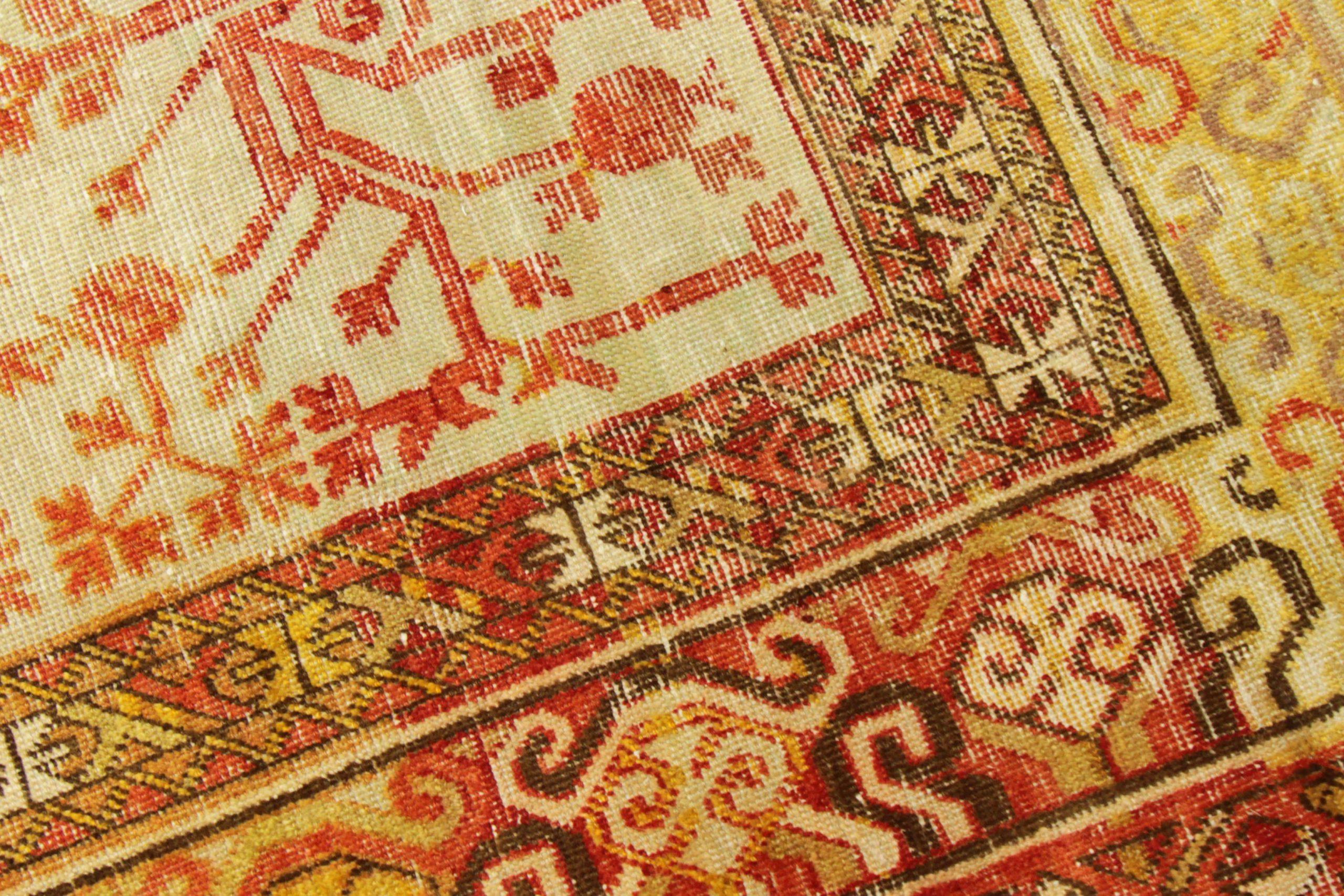 Persische Khotan Teppiche - Wolle Elfenbein Rot Gelb Design - 75589 im Zustand „Hervorragend“ im Angebot in Dallas, TX
