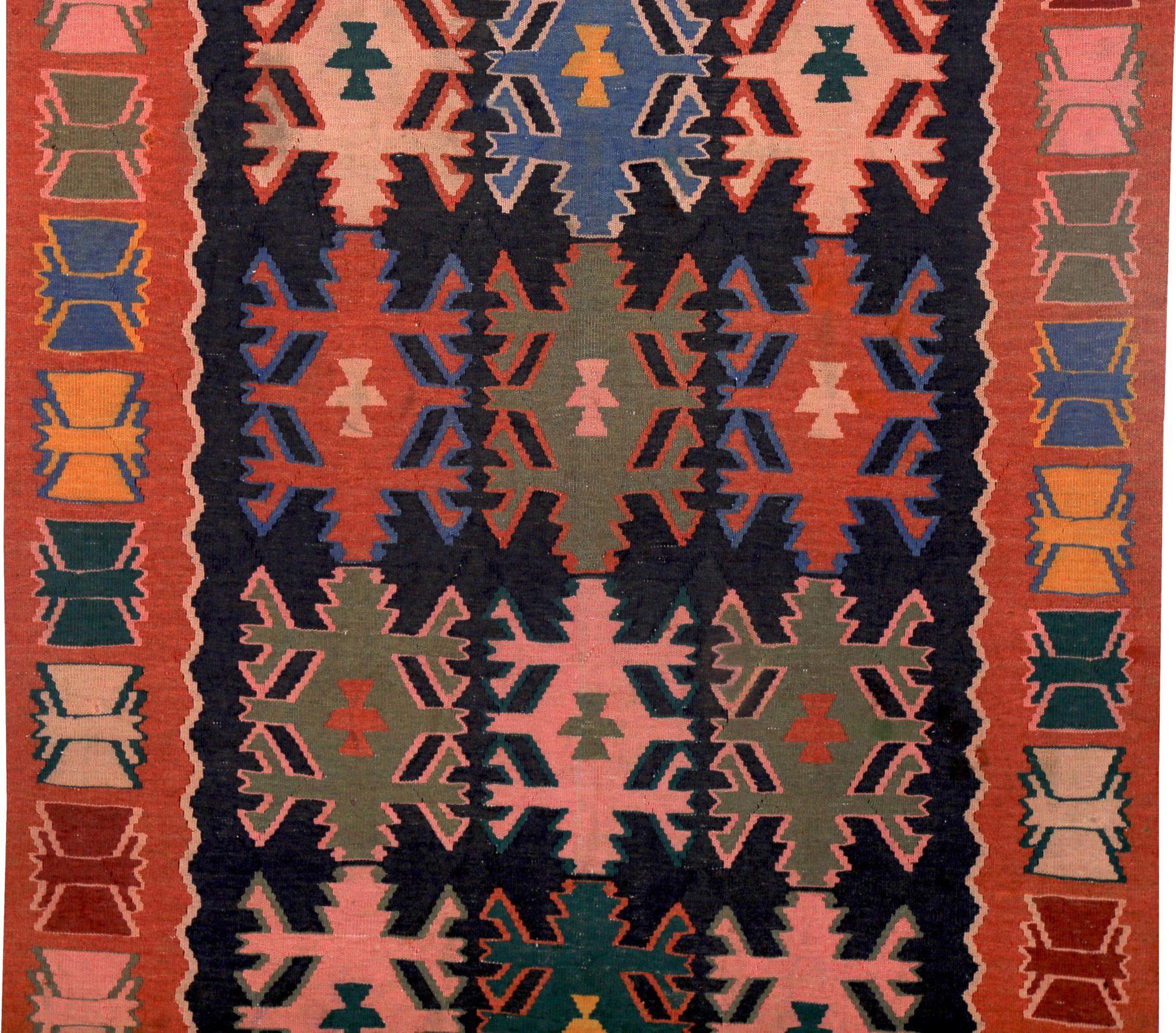 Persische Kelim-Teppiche Circa 1910 - Wolle Schwarz Grün Rosa Design - 89321 (Asiatisch) im Angebot