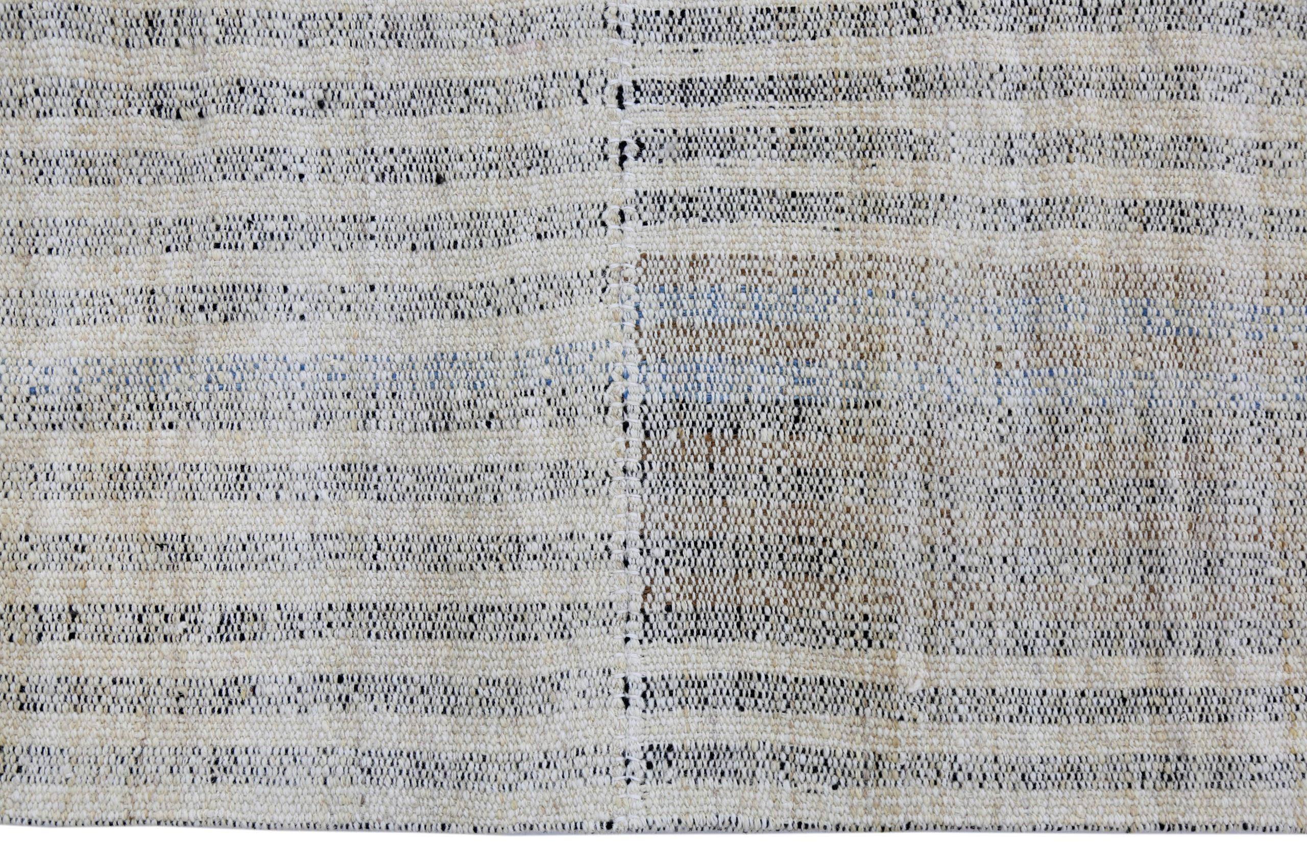 Alfombras Persas Kilim Circa 1910 - Lana Azul Marrón Diseño Marfil - 89966 en Excelente estado para la venta en Dallas, TX