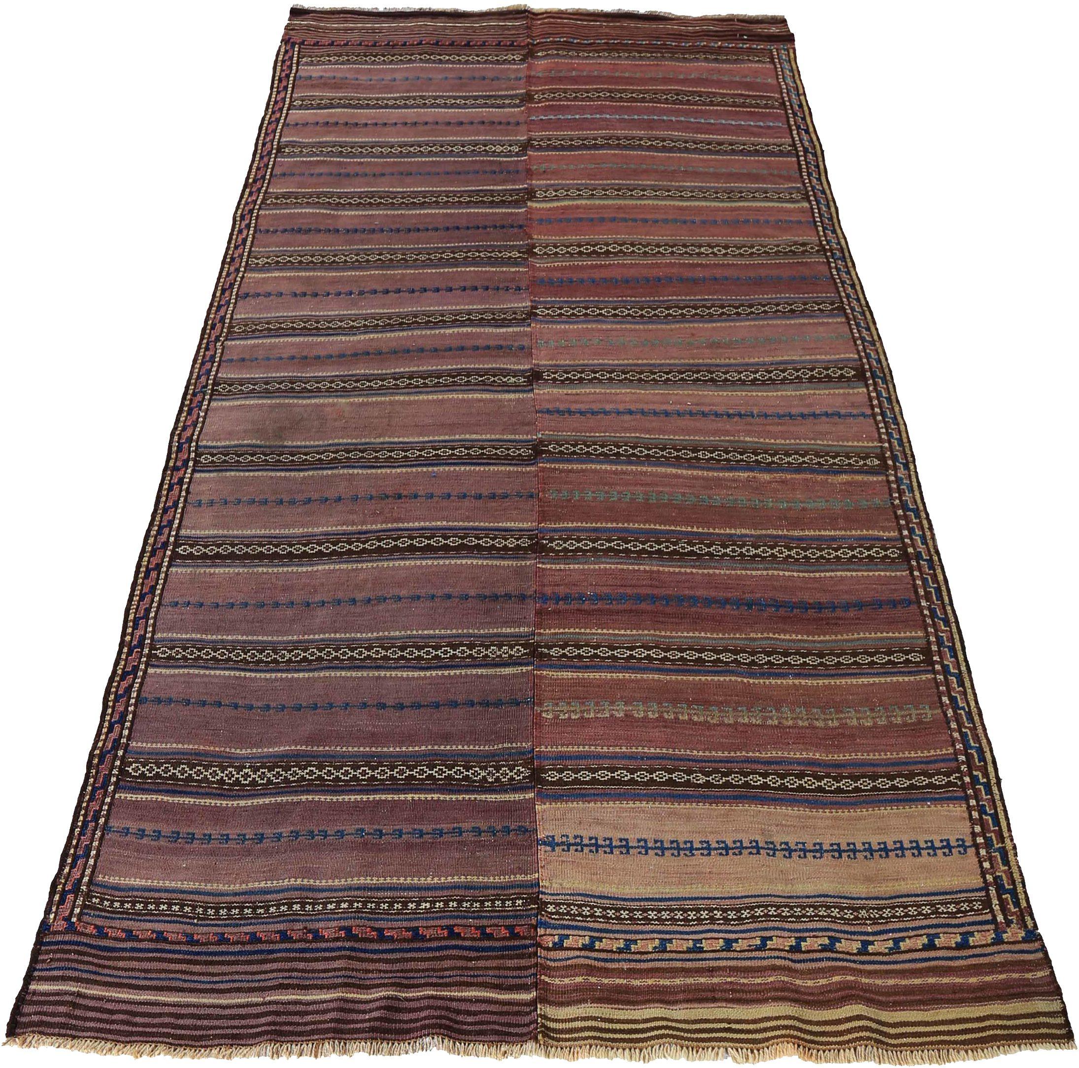 Découvrez l'élégance des Rug & Kilim persans présentant des tapis de zone de Circa 1910. Conçu avec Wool et BlueBrownRed, ce design exclusif est parfait pour mettre en valeur votre espace.