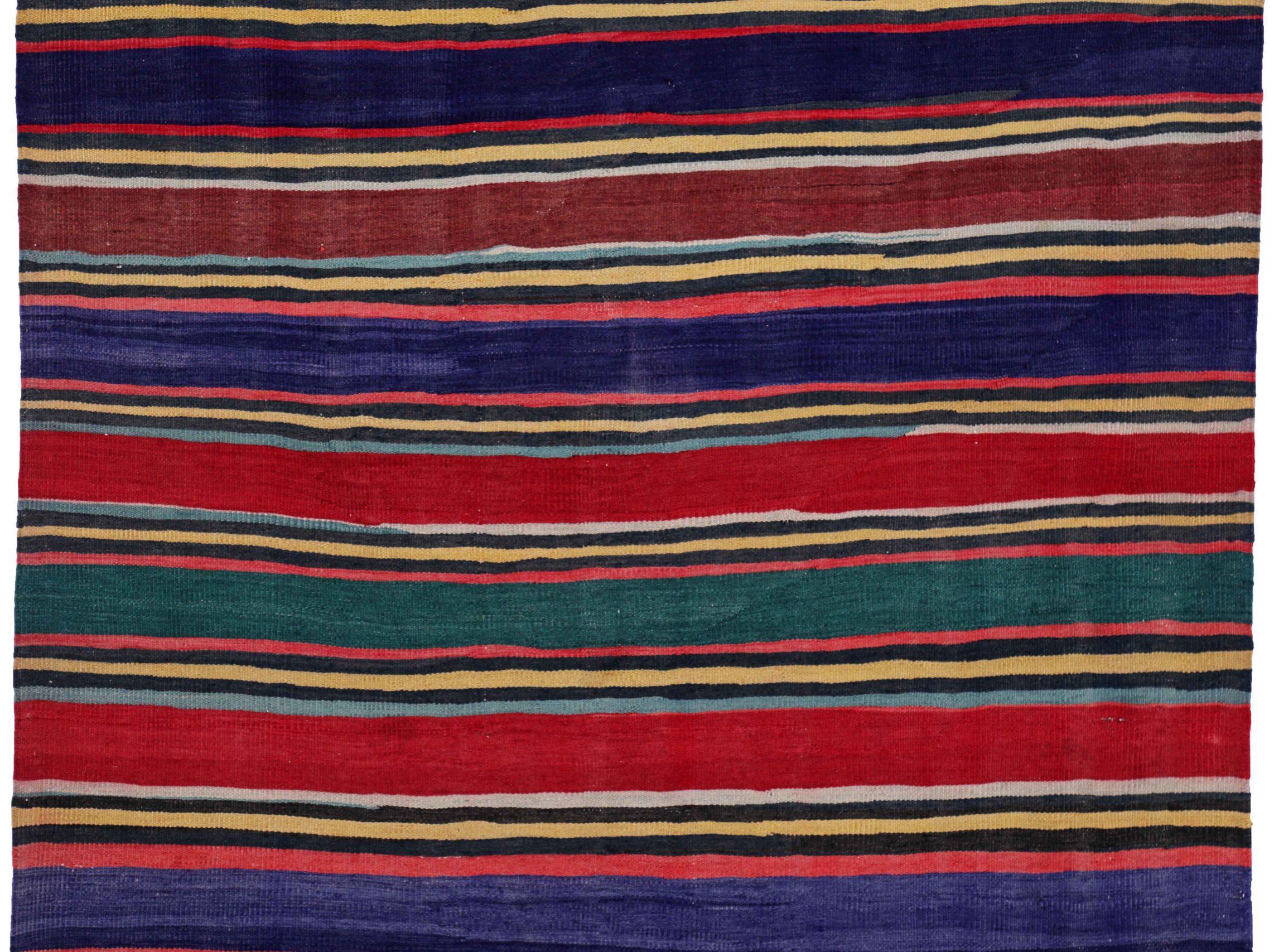 Asiatique Tapis persans Kilim datant d'environ 1910 - Motif en laine bleu vert rouge jaune - 91492 en vente