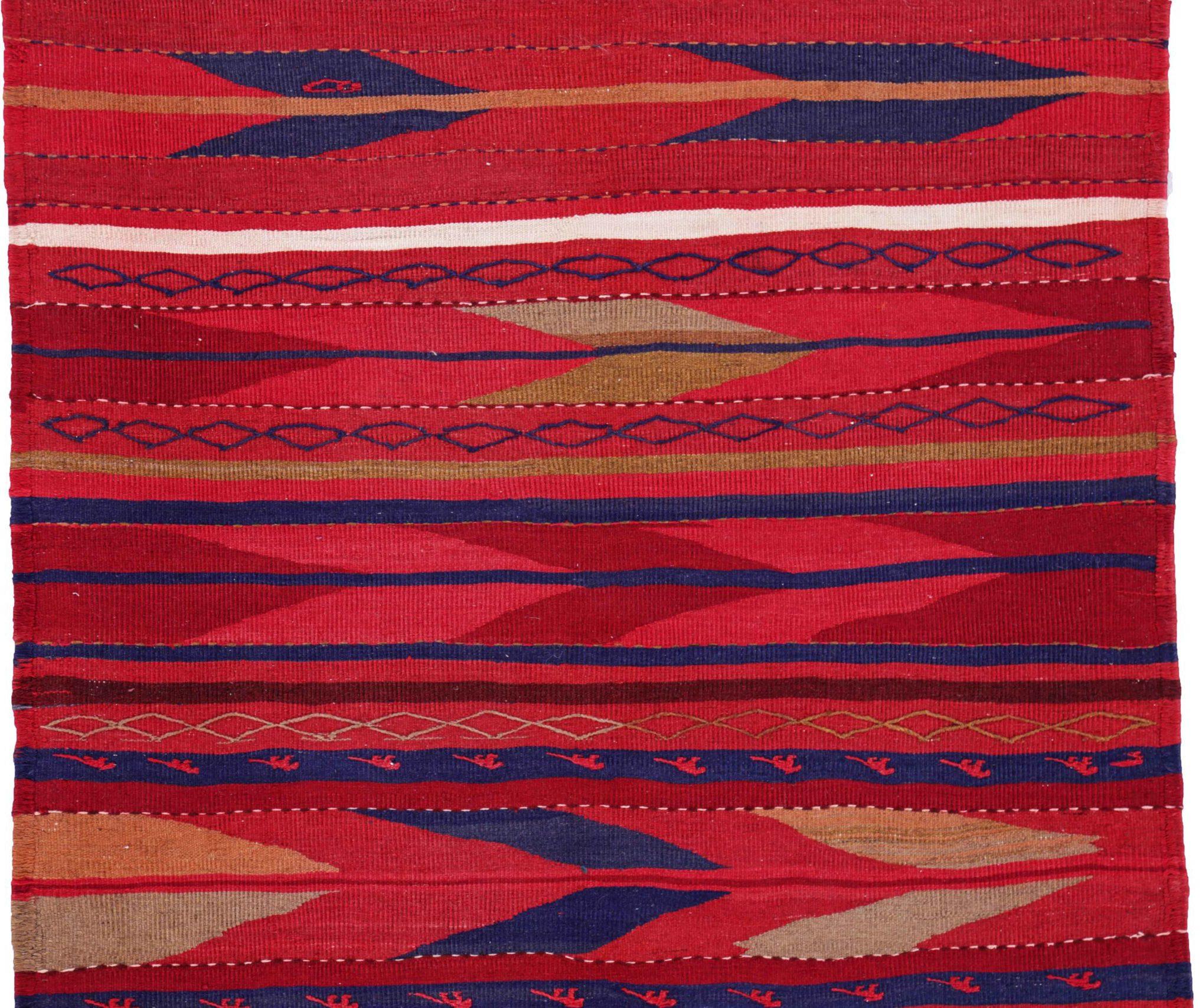 Persische Kelim-Teppiche um 1910 - Wolle Blau Elfenbein Rot Design - 91139 (Asiatisch) im Angebot