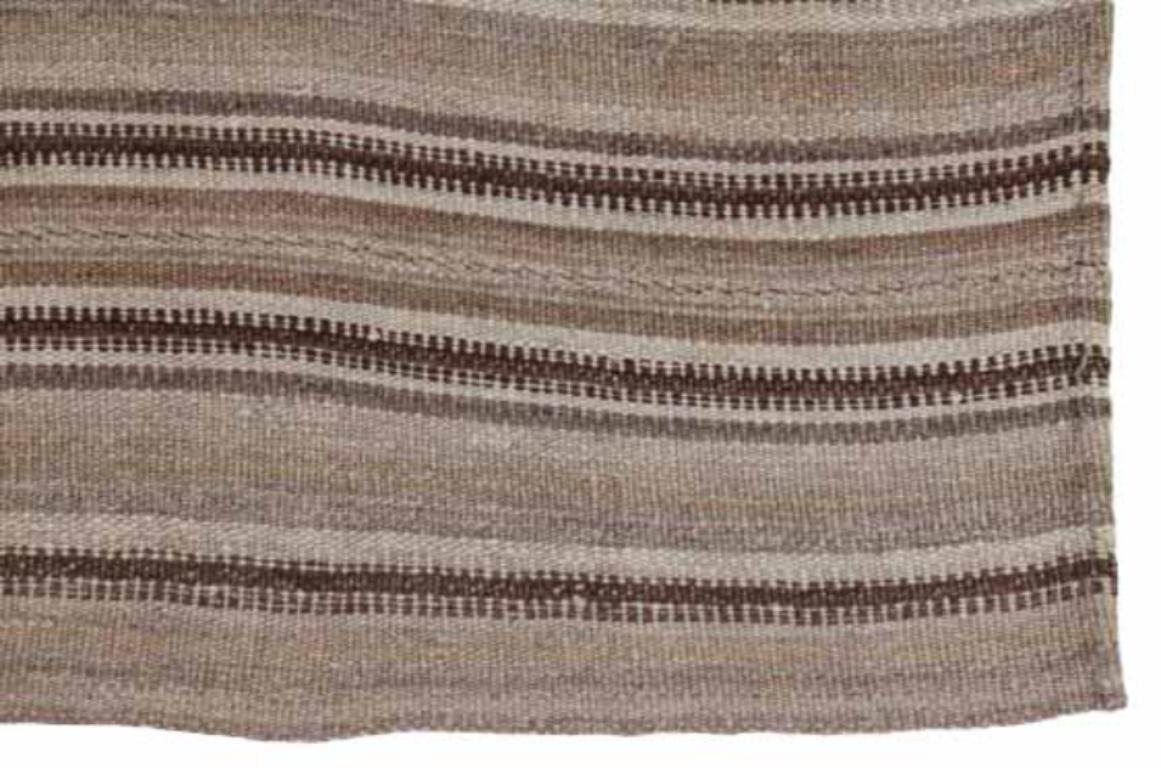 Persian Kilim Area Rugs Circa 1910 - Wool Brown Ivory Design - 91298 In Excellent Condition For Sale In Dallas, TX