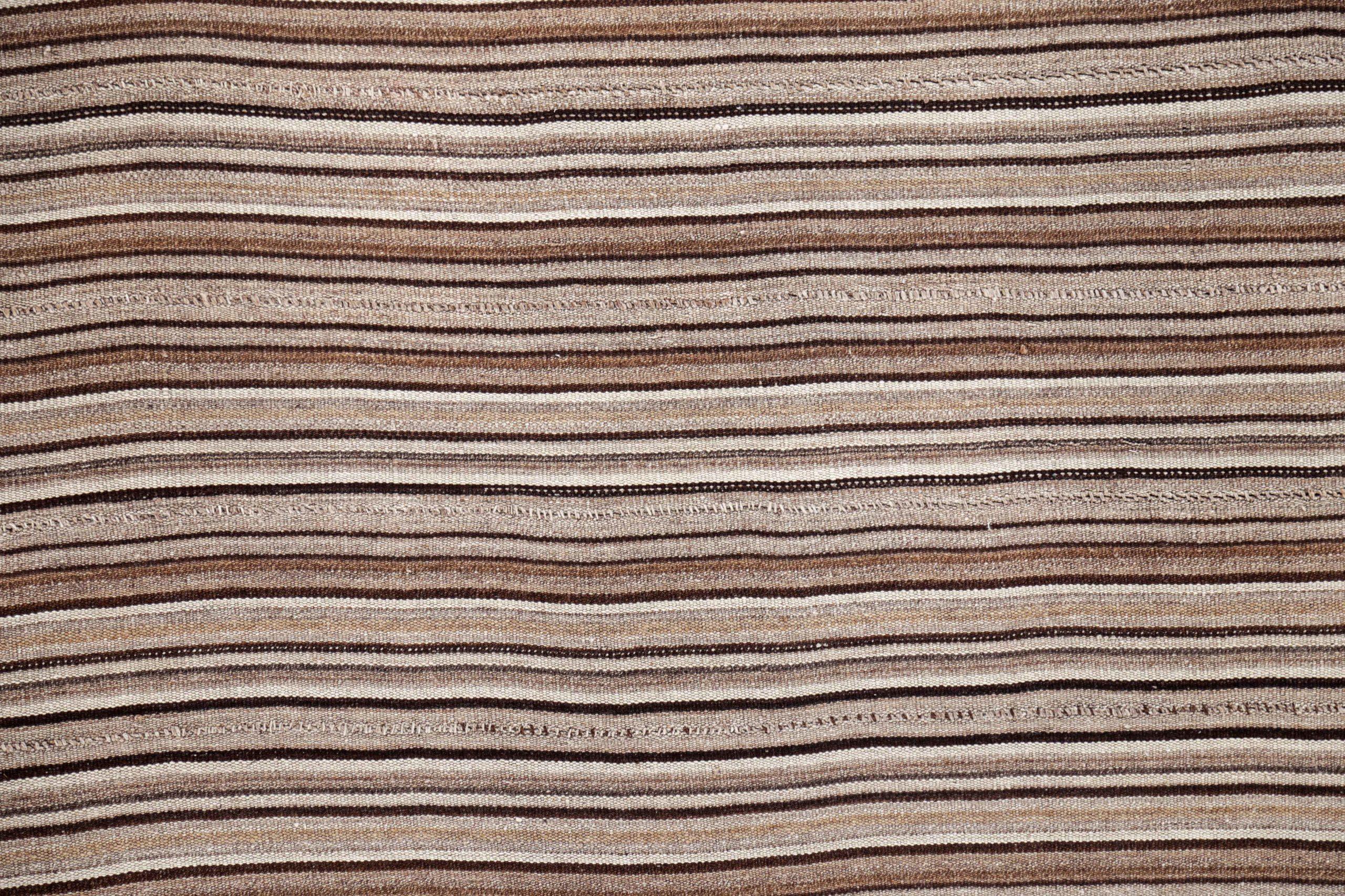 Persische Kilim Teppiche Circa 1910 - Wolle Braun Elfenbein Taupe Design - 91421 (Asiatisch) im Angebot