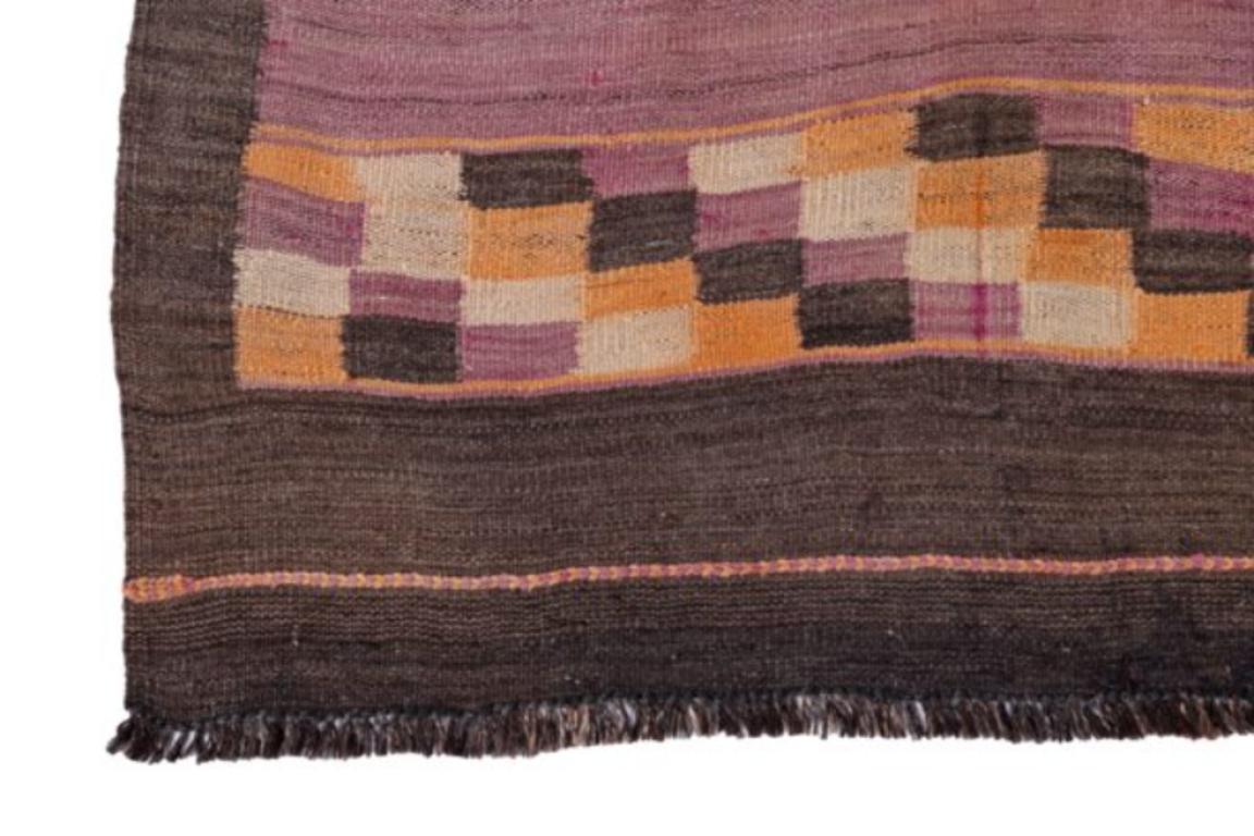 Tappeti persiani Kilim del 1910 - Lana marrone, disegno giallo Purpel - 91358 In condizioni ottime in vendita a Dallas, TX