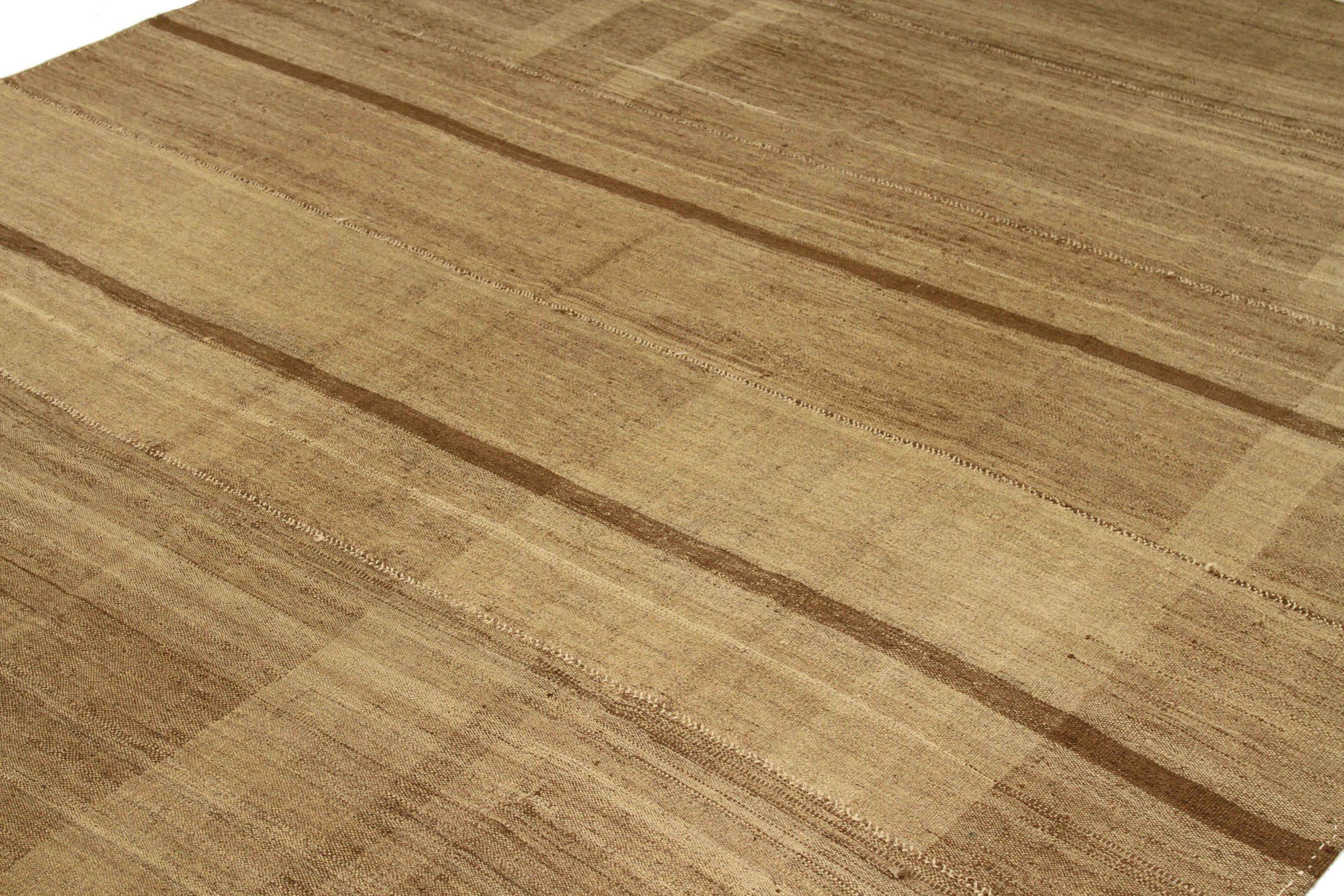 Persische Kilim Teppiche Circa 1910 - Wolle Braun Elfenbein Taupe 74183 (Asiatisch) im Angebot