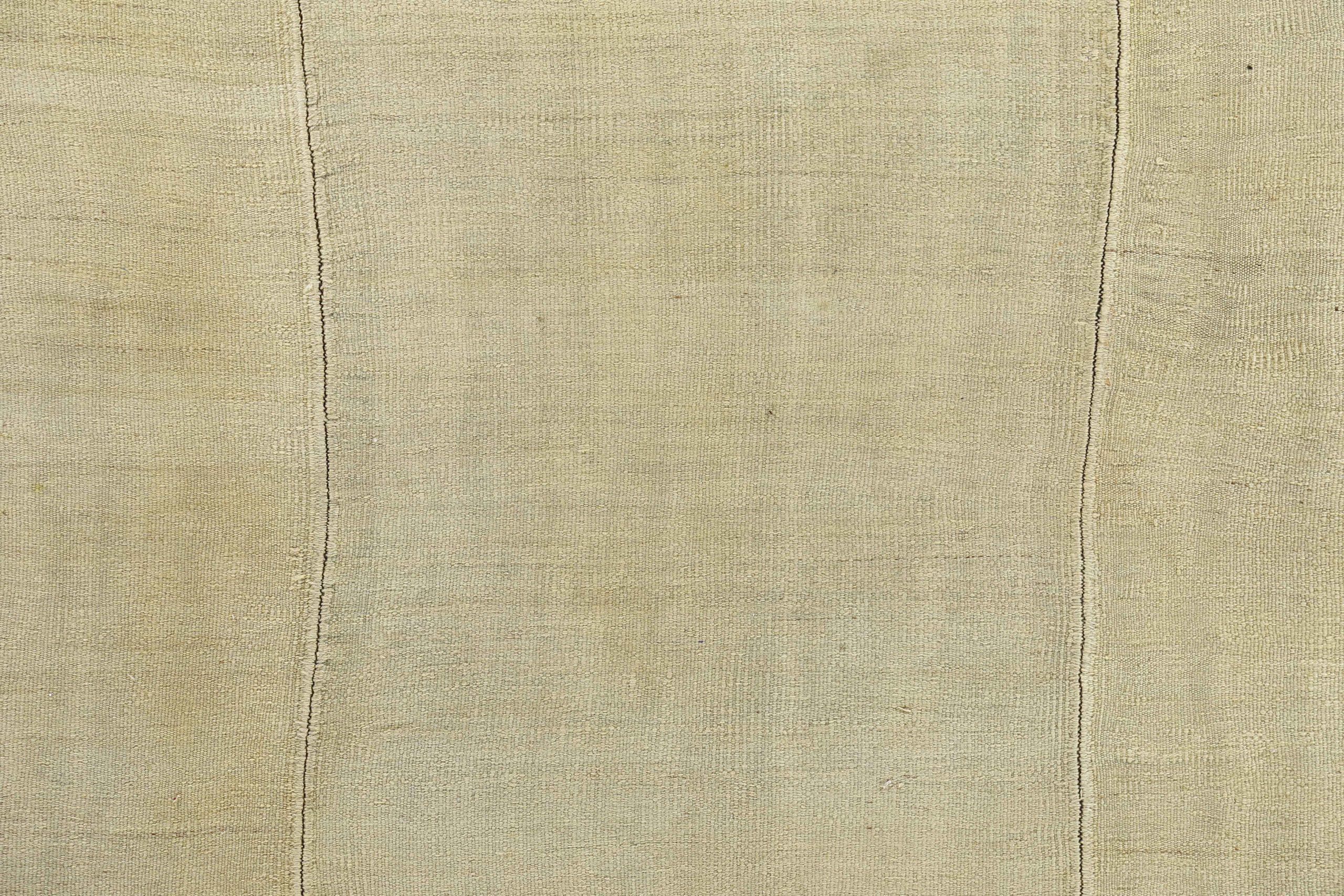 Asiatique Tapis persans Kilim datant d'environ 1910, motif ivoire en laine - 91278 en vente