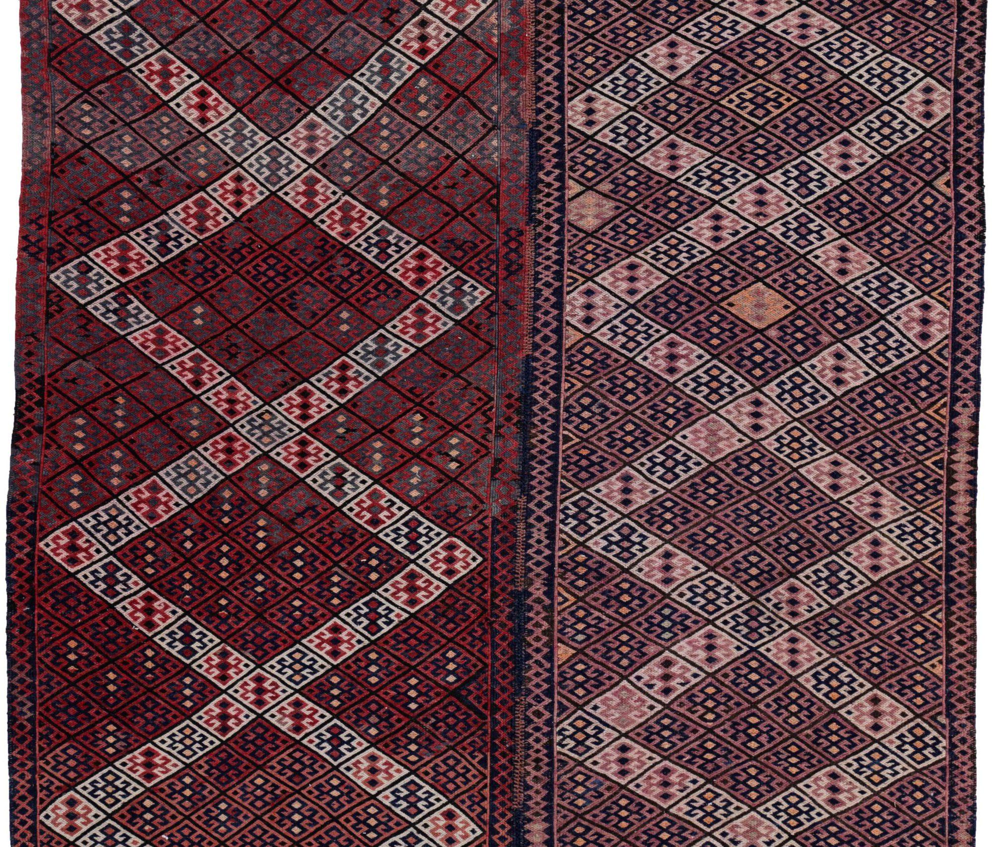 Asiatique Tapis persans Kilim datant d'environ 1910 - Laine ivoire bleu marine bleu rouge motif - 91308 en vente