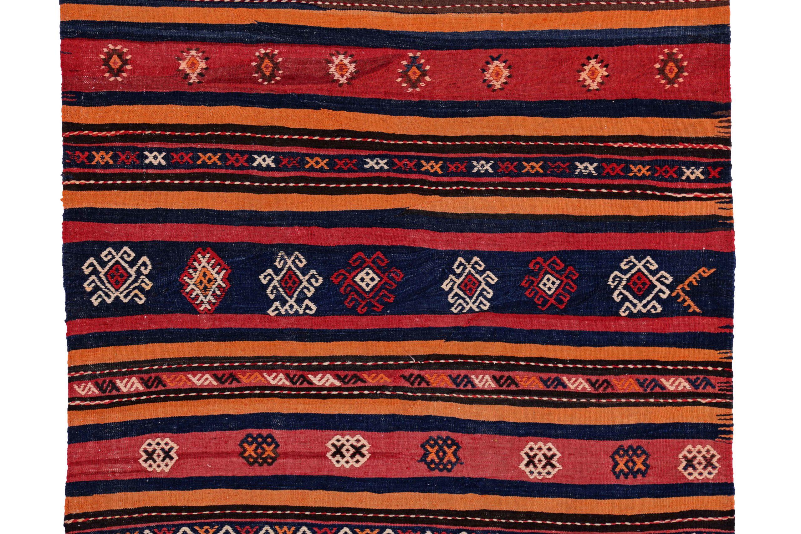 Persische Kelim-Teppiche um 1910 - Wolle Marineblau Rosa Rot Design - 91525 (Asiatisch) im Angebot