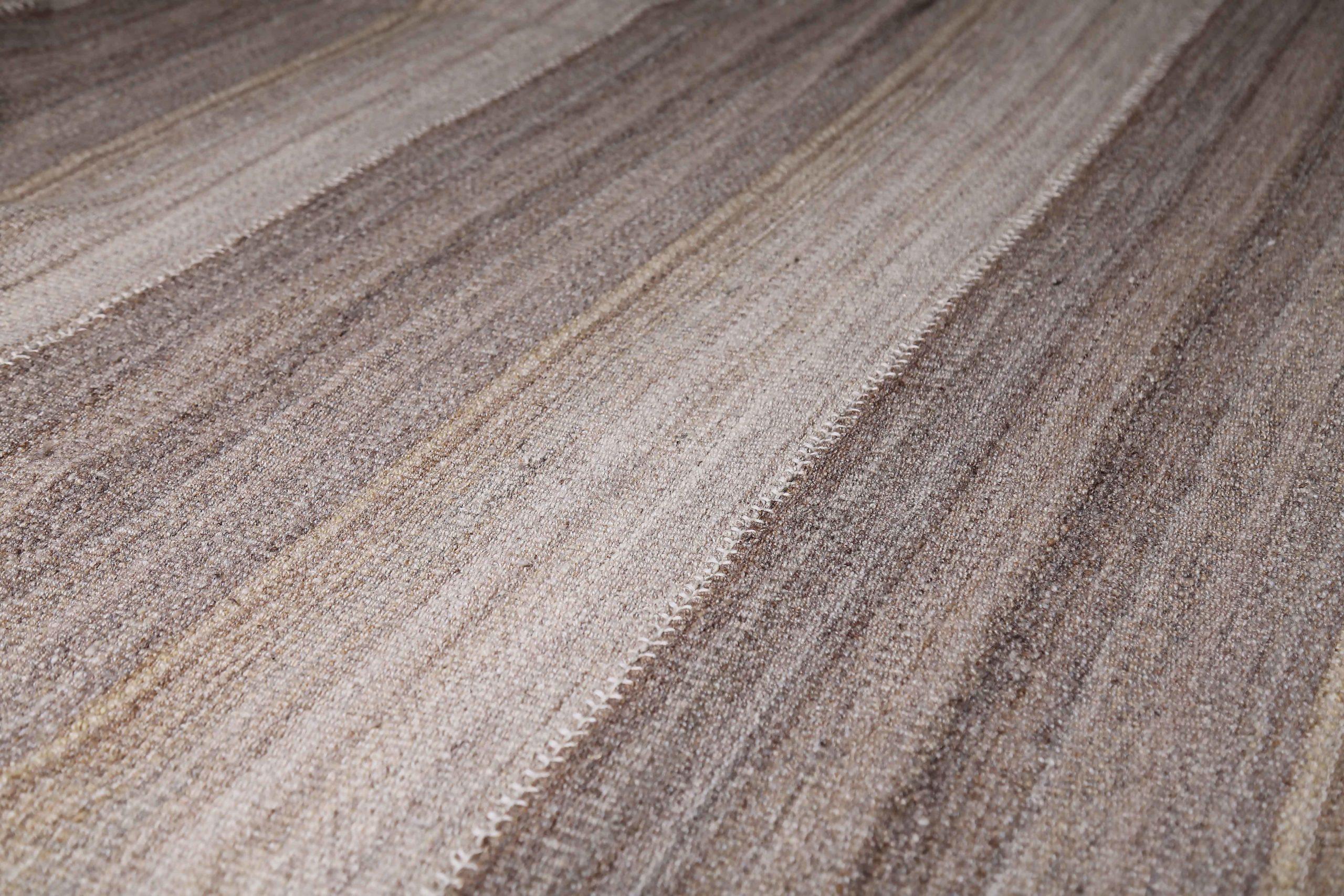 Tappeto persiano Rug & Kilim Circa 1990 - Lana Marrone Avorio Design - 89005 In condizioni ottime in vendita a Dallas, TX