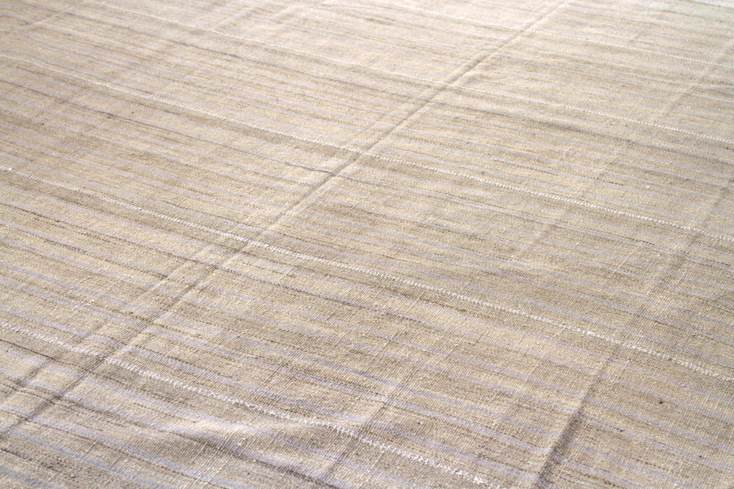 Persische Kelim-Teppiche Circa 1990 - Wolle Elfenbein Design - 88228 (Asiatisch) im Angebot