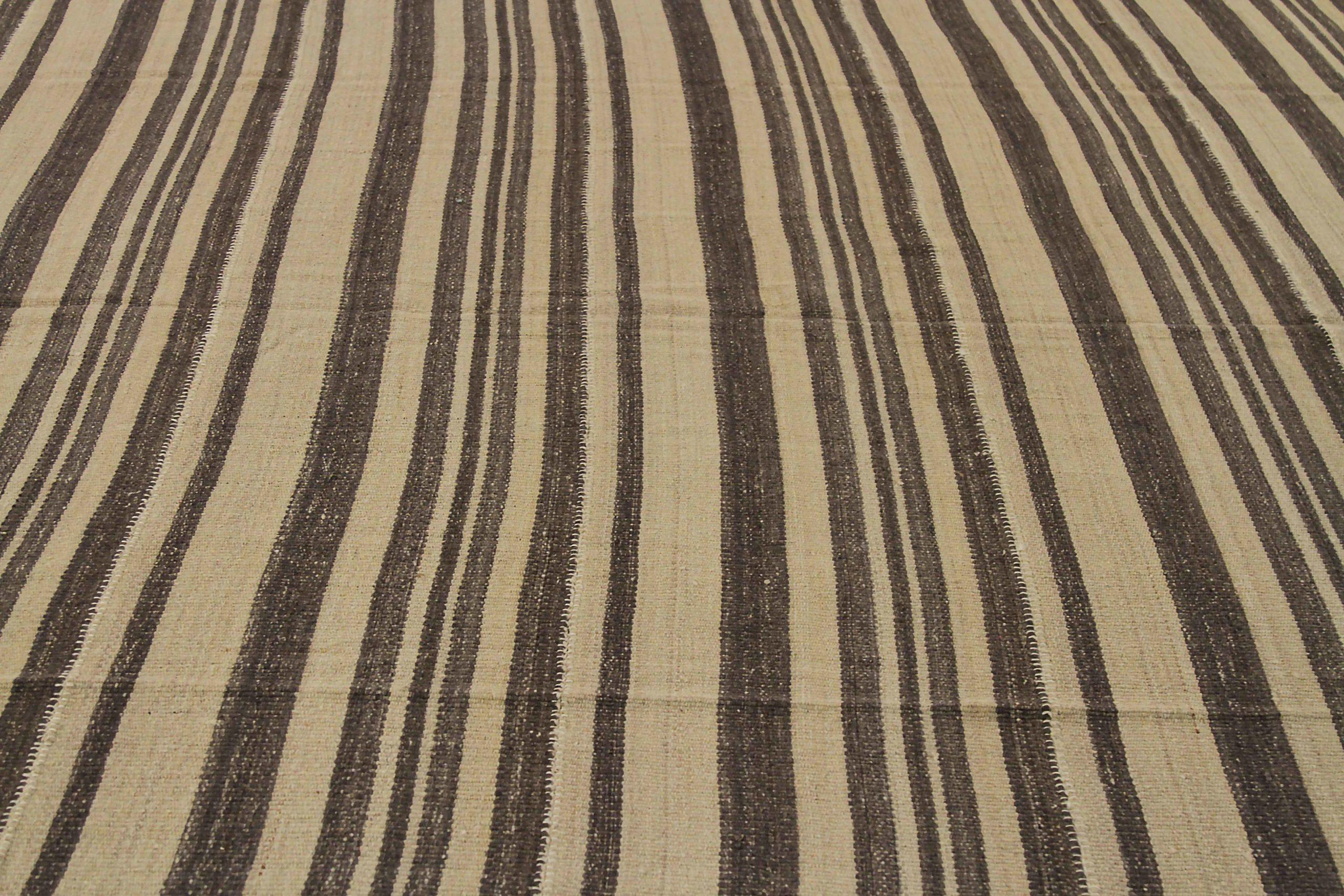 Persische Kilim Teppiche - Wolle Braun Elfenbein Design - 88199 (20. Jahrhundert) im Angebot