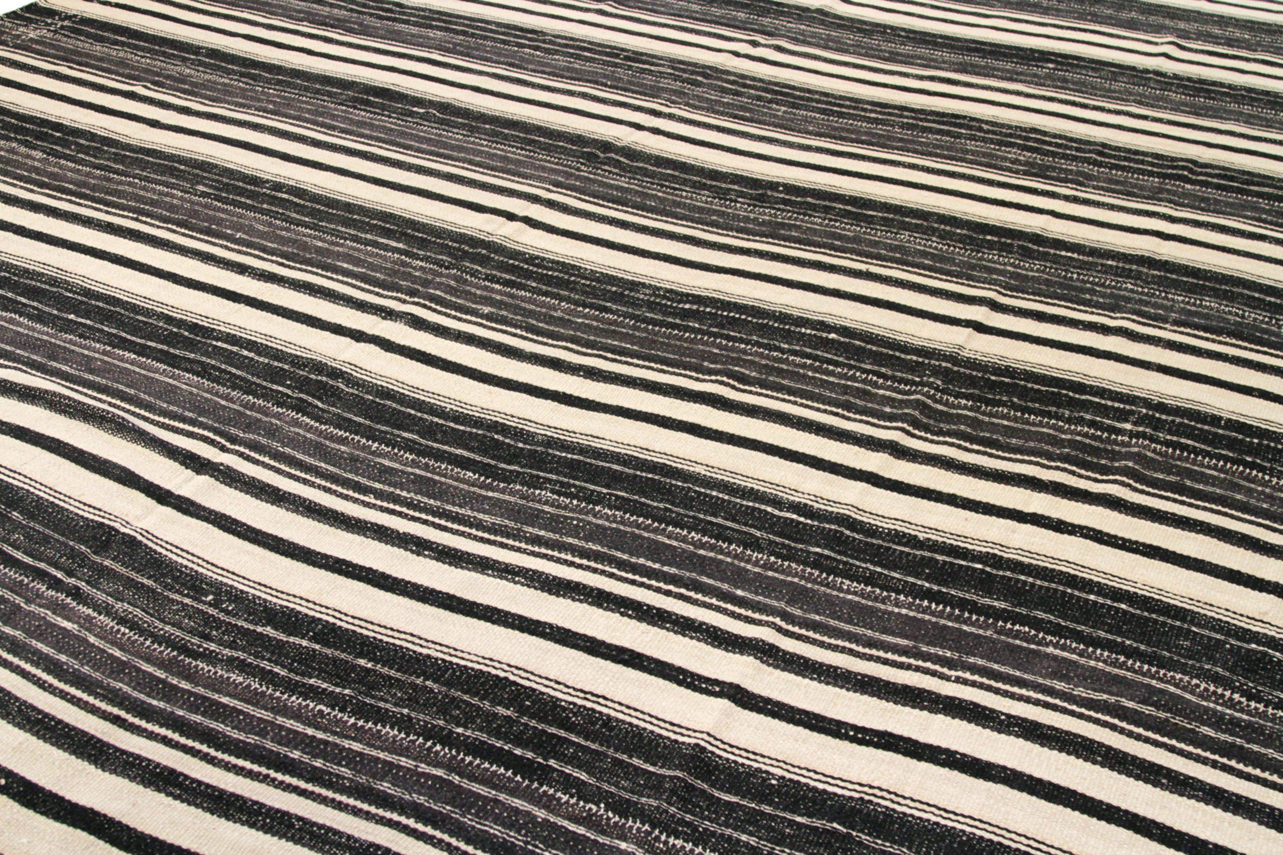 Irakien Rug & Kilim Kilim - Laine Brown Design/One - 88201 en vente