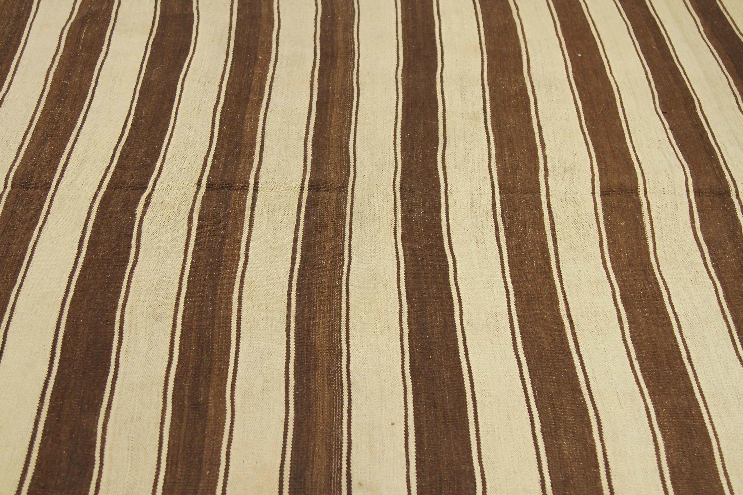 Irakien Rug & Kilim Kilim - Laine Brown Design/One - 88782 en vente