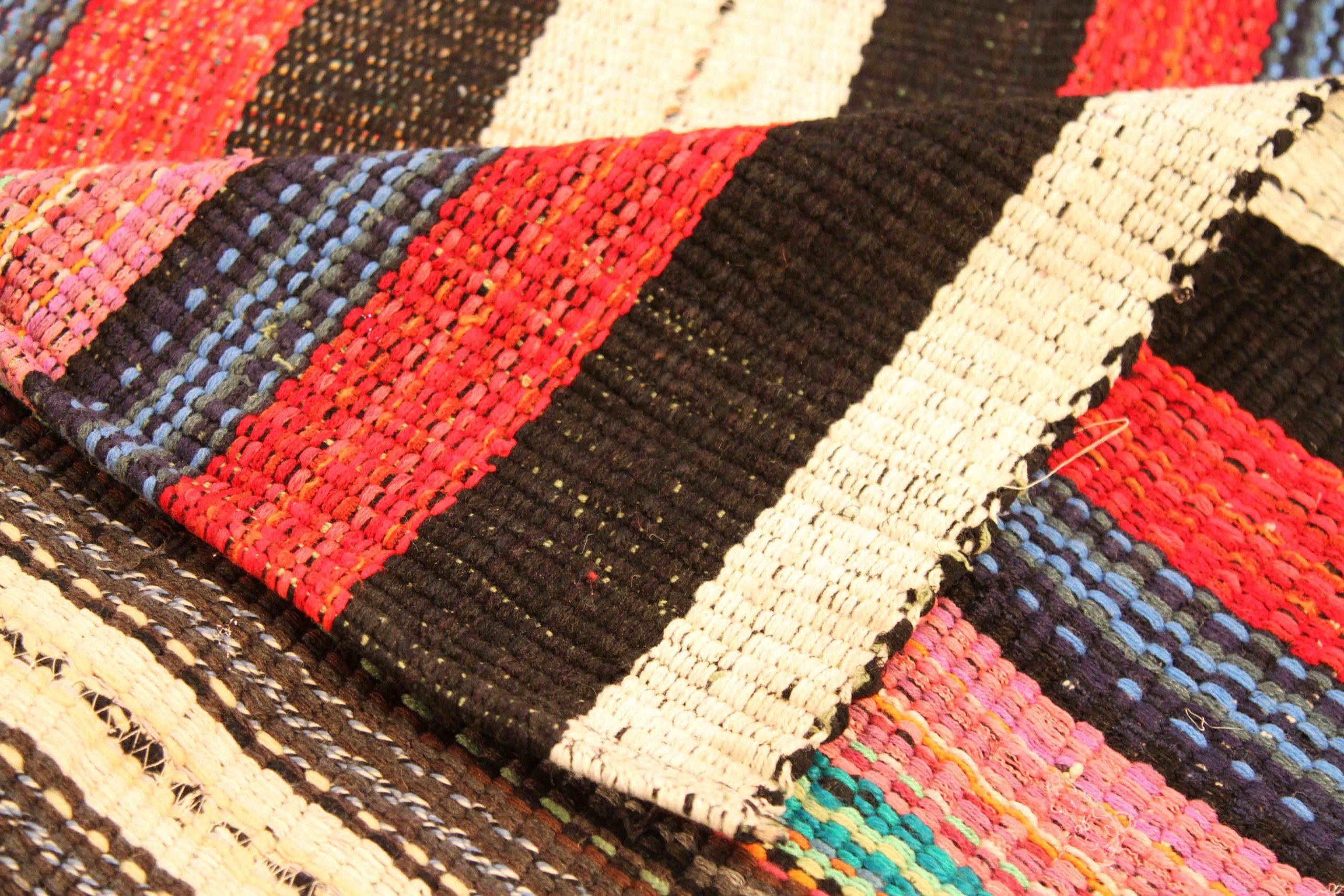 Persian Kilim Circa 1990 - 70036 In Excellent Condition For Sale In Dallas, TX
