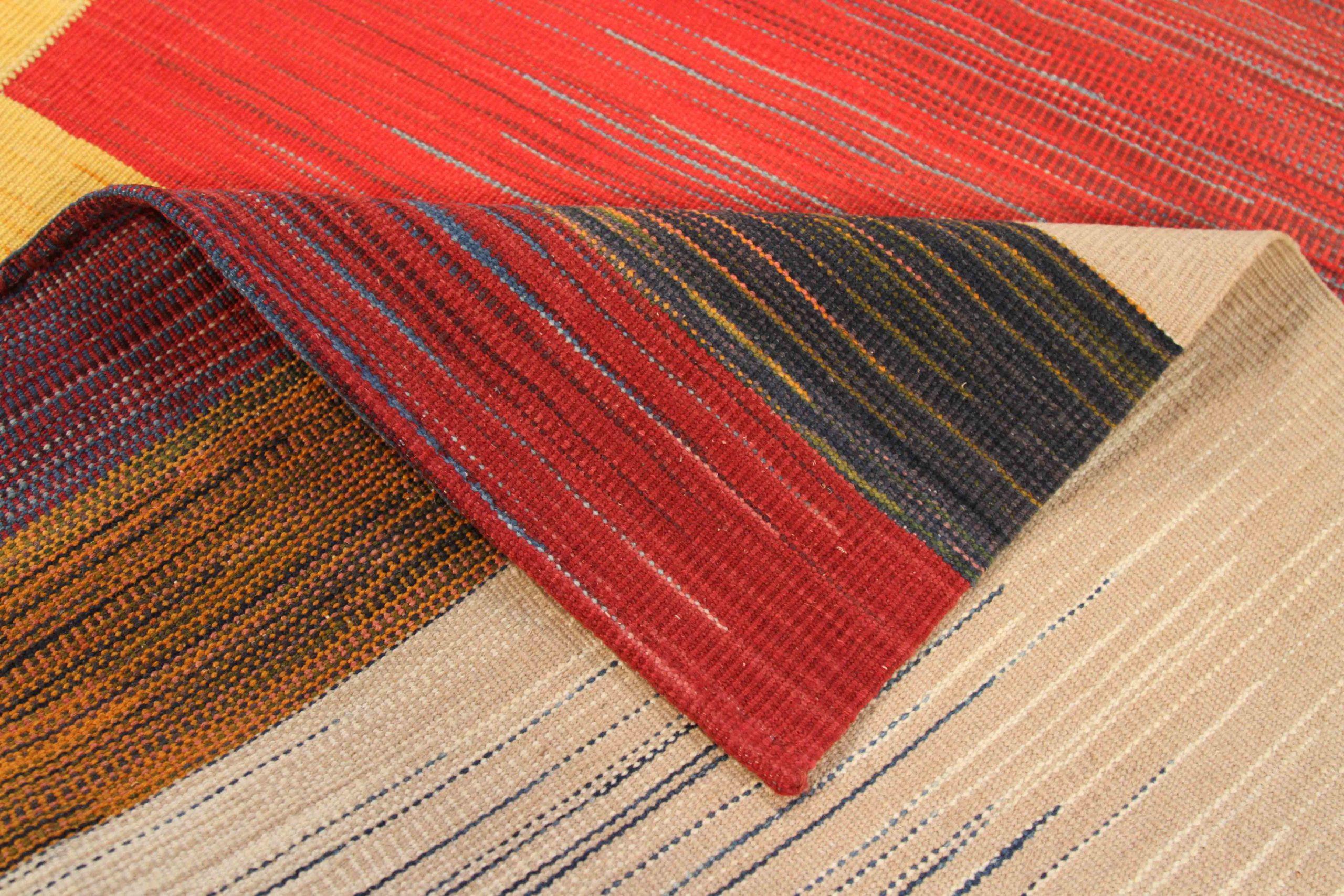 Kilim persan vers 1990 - 70134 Excellent état - En vente à Dallas, TX