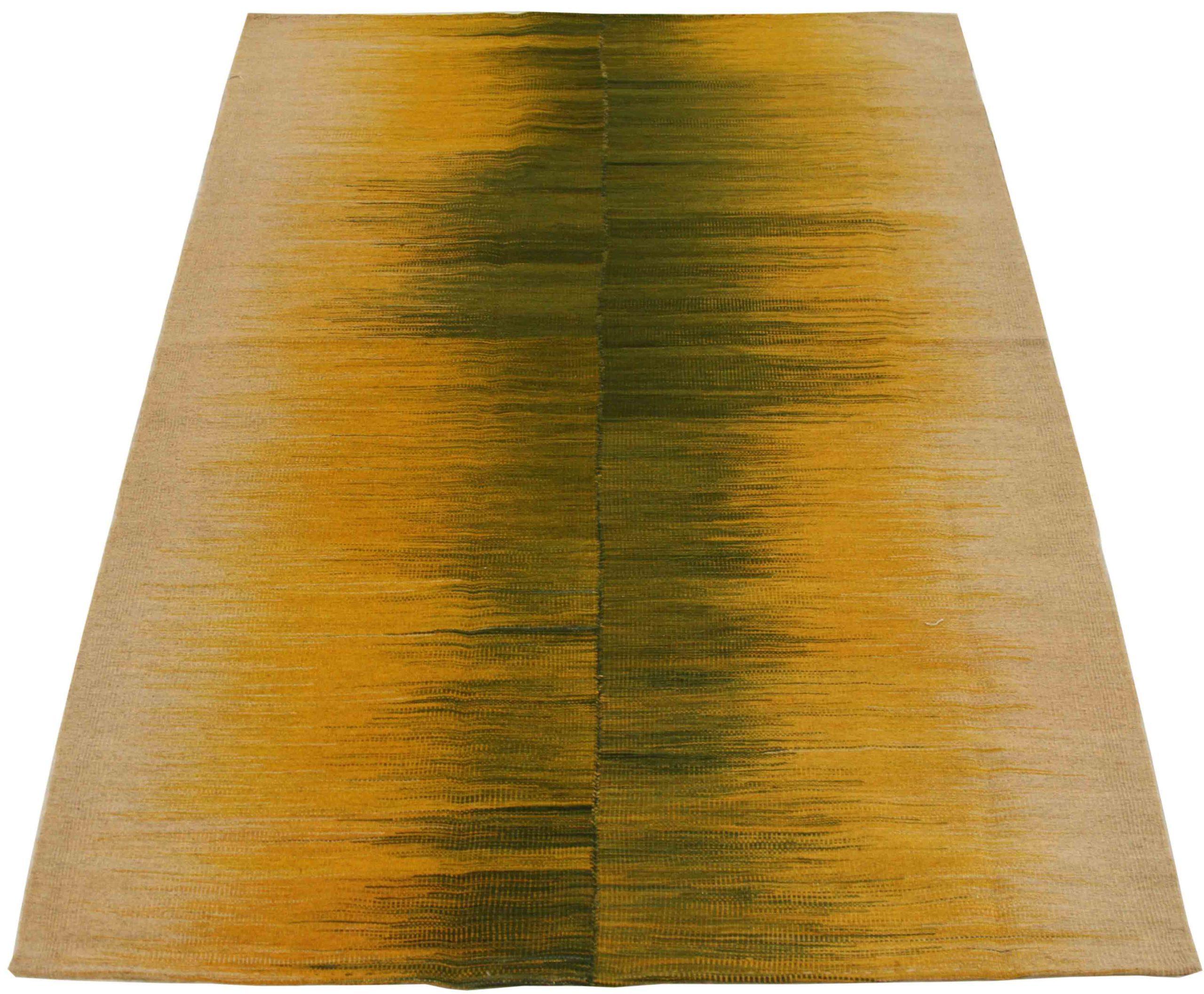 Discover the elegance of Persian Kilim featuring beautiful craftsmanship in Circa 1990. Designed with meticulous attention to detail, this exclusive design is perfect for enhancing your space.