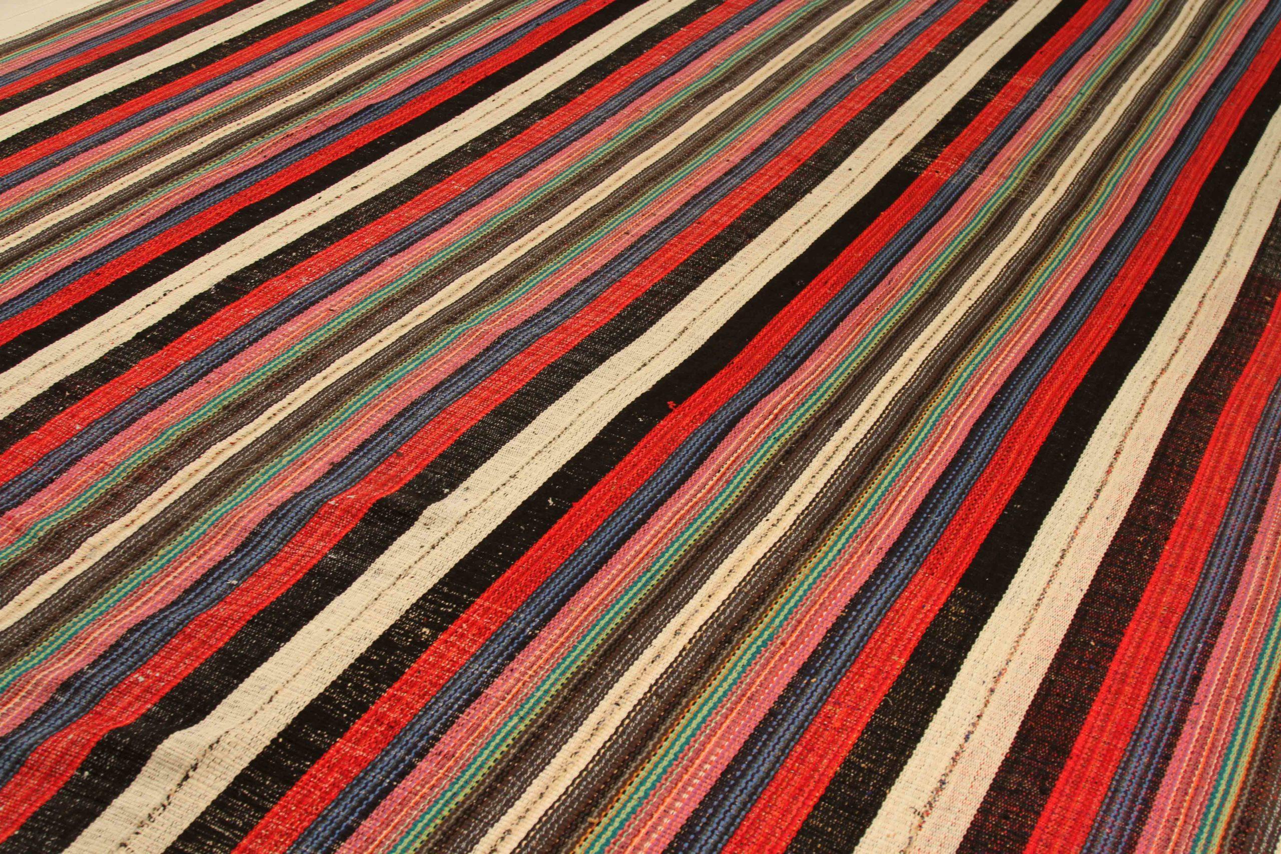 Asian Persian Kilim Circa 1990 - 70364 For Sale