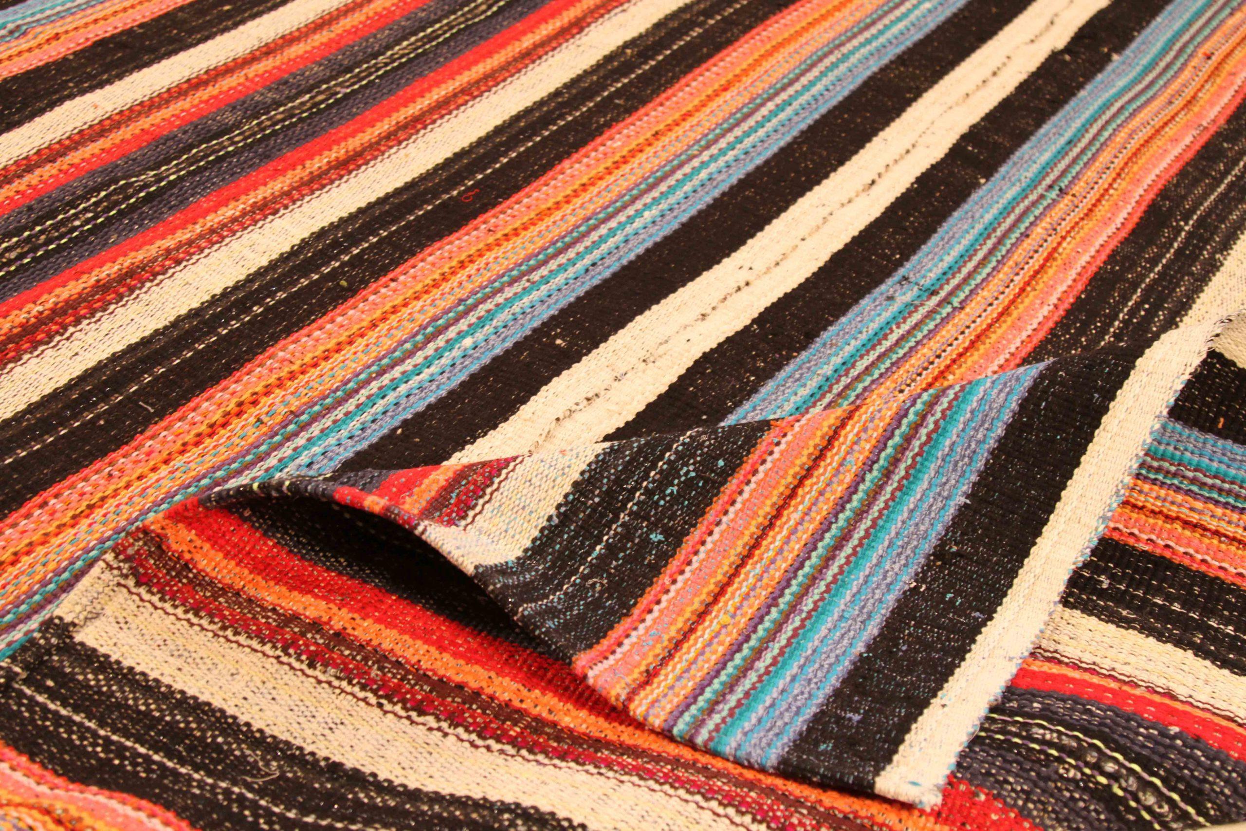 Persian Kilim Circa 1990 - 70368 In Excellent Condition For Sale In Dallas, TX