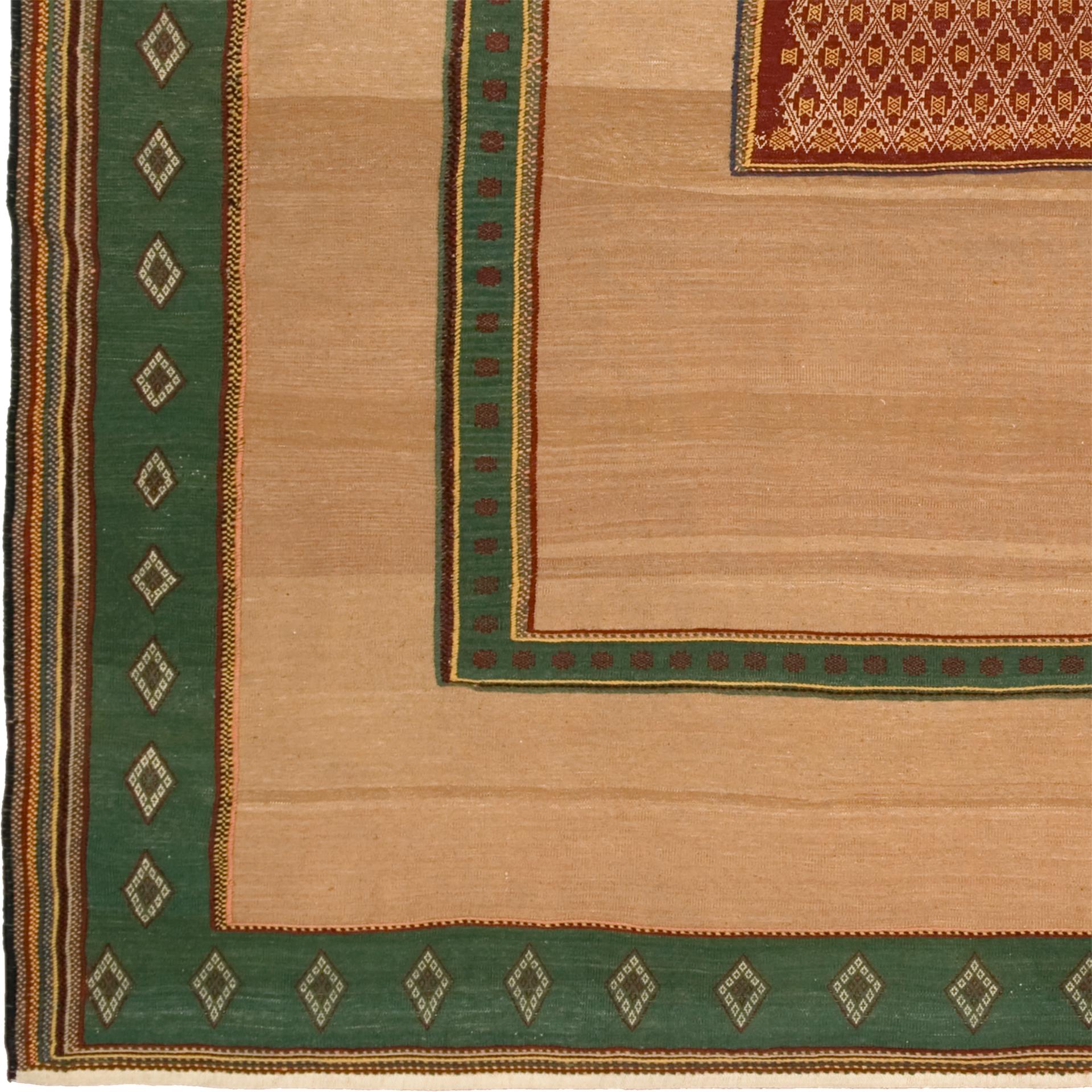 Kilim persiano
Persia, circa 2002
Tessuto a mano.
 
