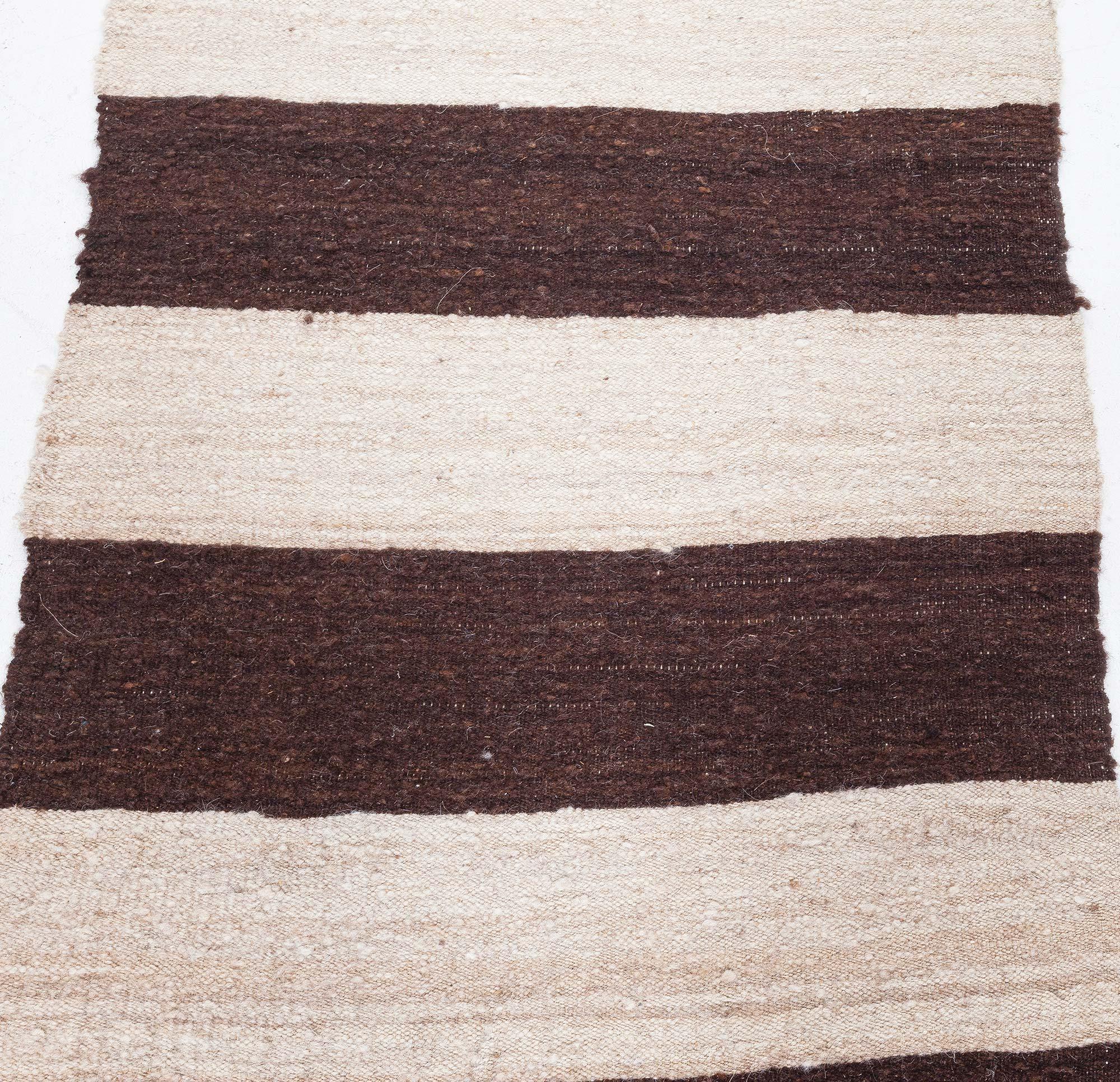 20ième siècle Persian Kilim Runner Doris Leslie Blau en vente