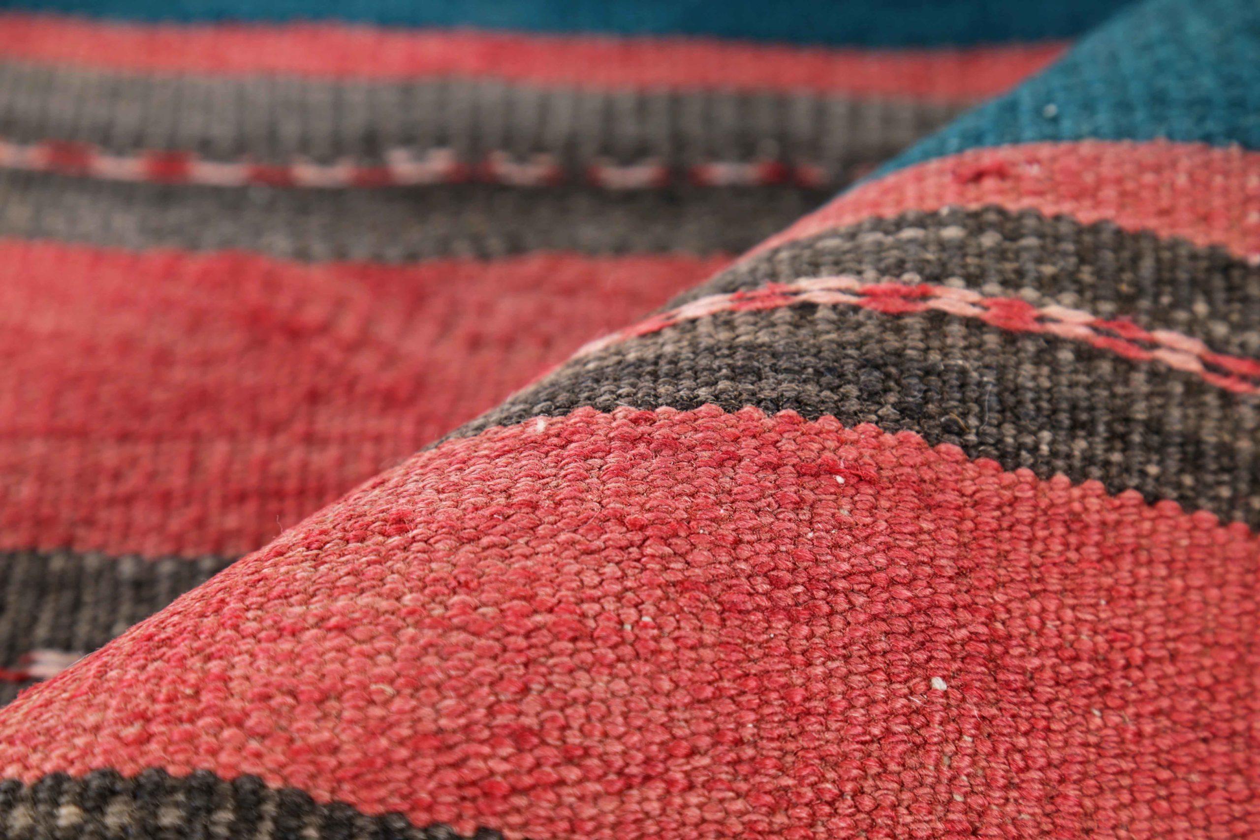 20th Century Persian Kilim Runner Rug - Wool Blue Pink Yellow Design - 91479 For Sale