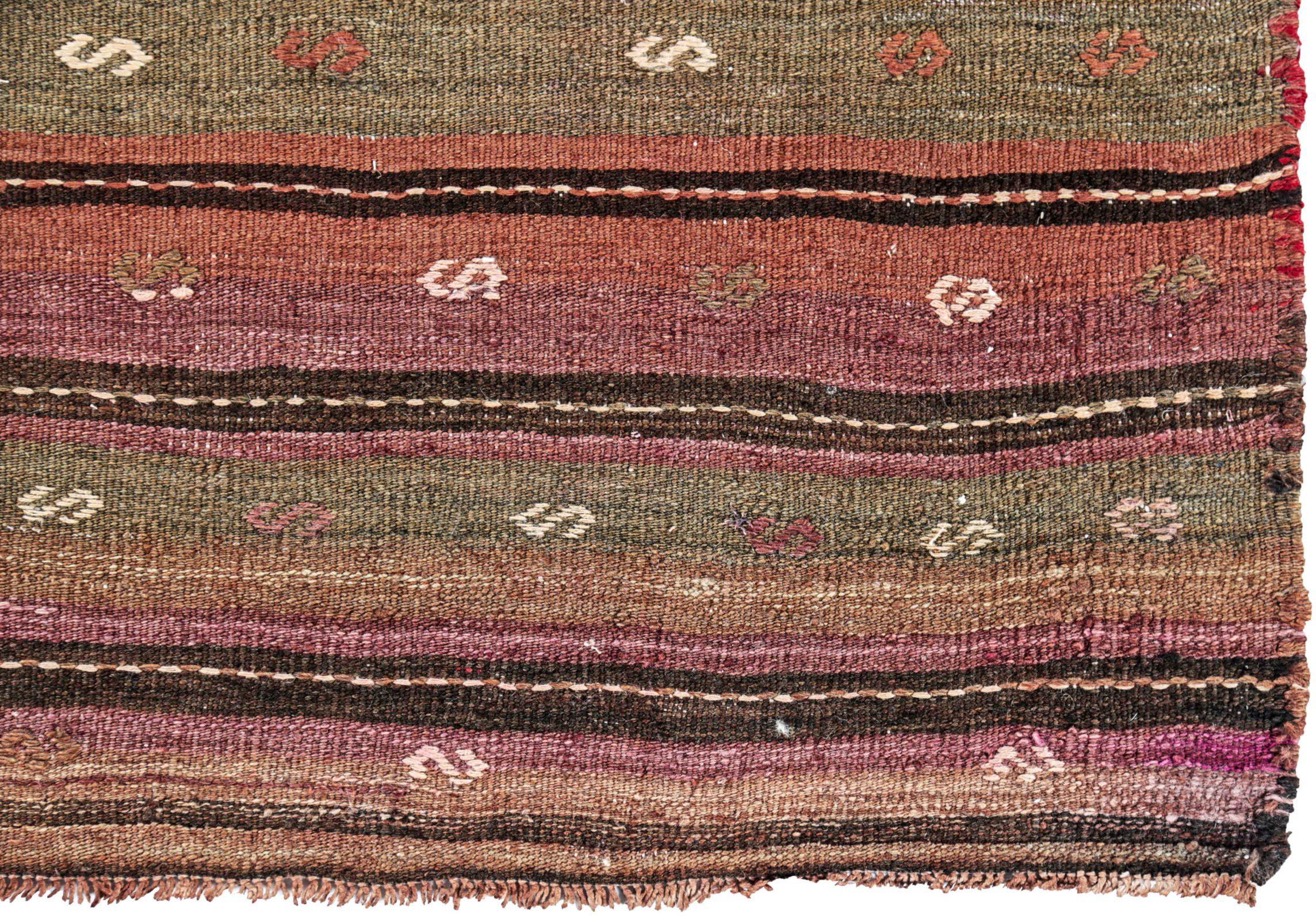 Rug & Kilim Kilim - Laine Brown Orange Rose Rouge Design - 91190 Excellent état - En vente à Dallas, TX