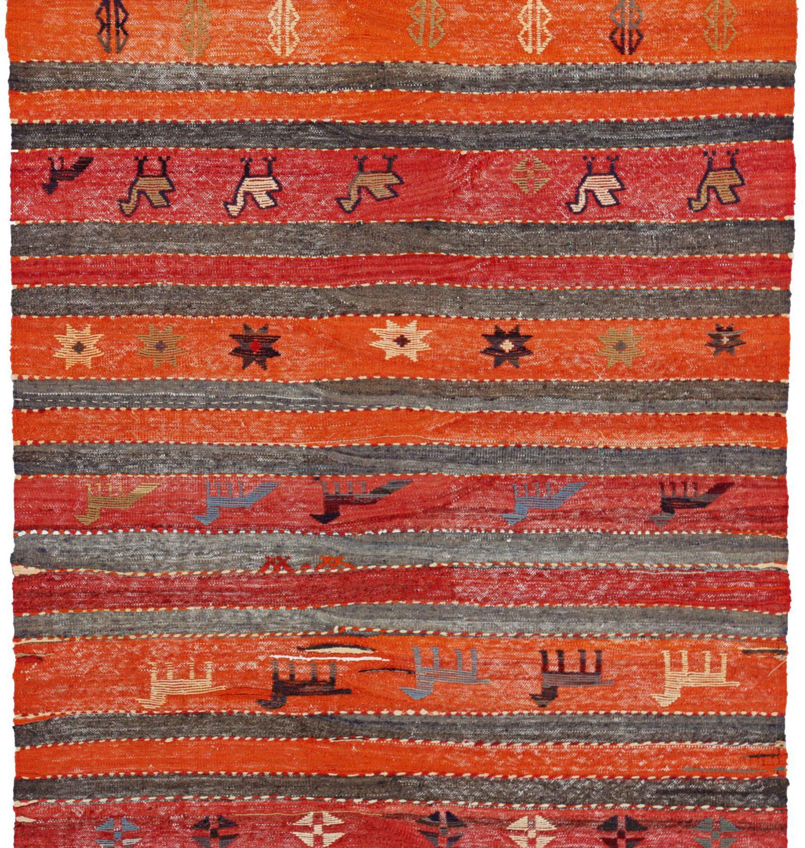 Persischer Kelim-Läufer Circa 1910 - Wolle Blau Grau Elfenbein Orange Rot Orange Rot - 91271 (Asiatisch) im Angebot