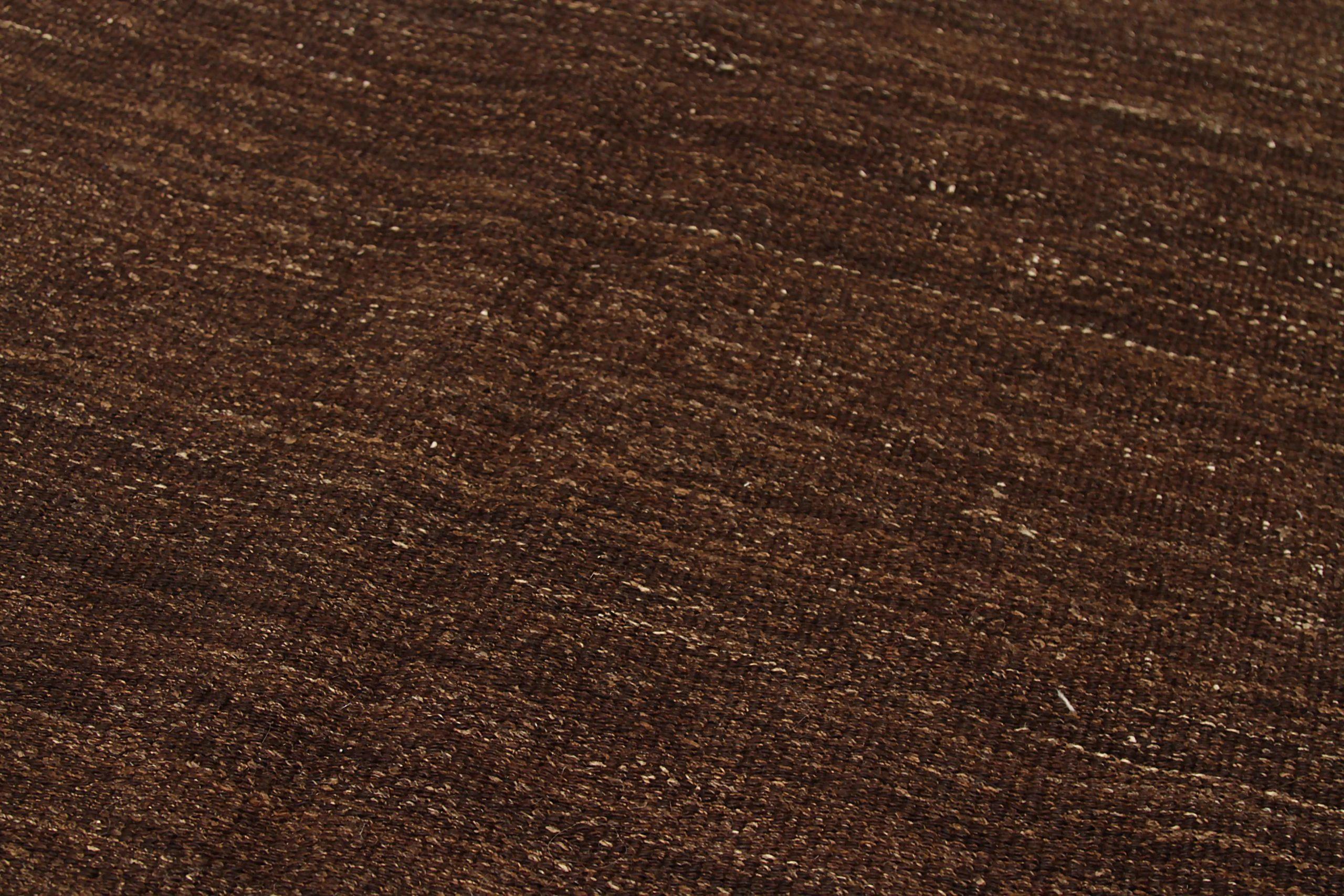 Tappeto persiano Kilim Small - Disegno in lana marrone - 88419 In condizioni ottime in vendita a Dallas, TX