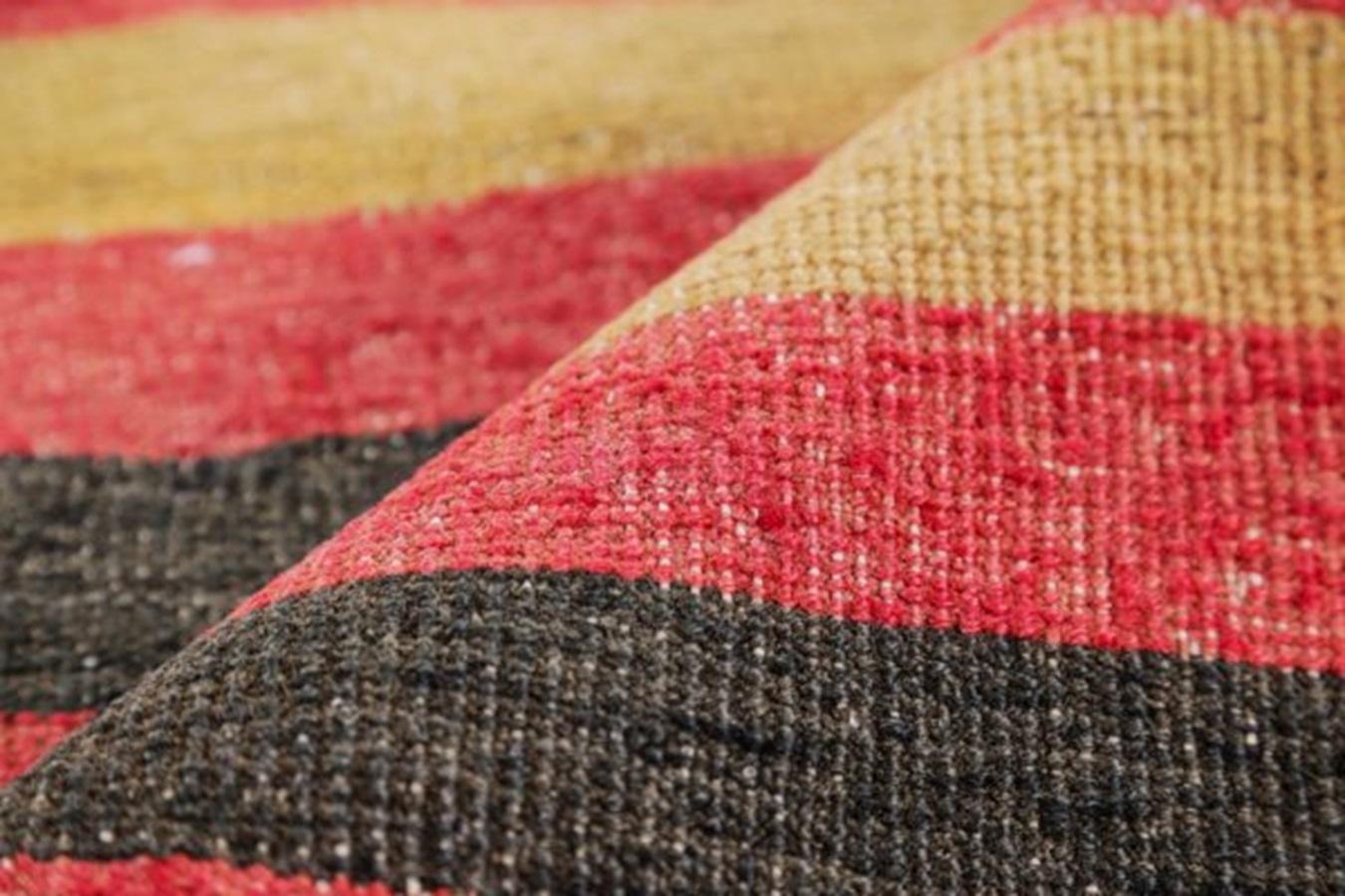 Persische Kilim Small Rug CIRCA 1910 - Wolle Schwarz Grün Rot Gelb Design - 91243 im Zustand „Hervorragend“ im Angebot in Dallas, TX