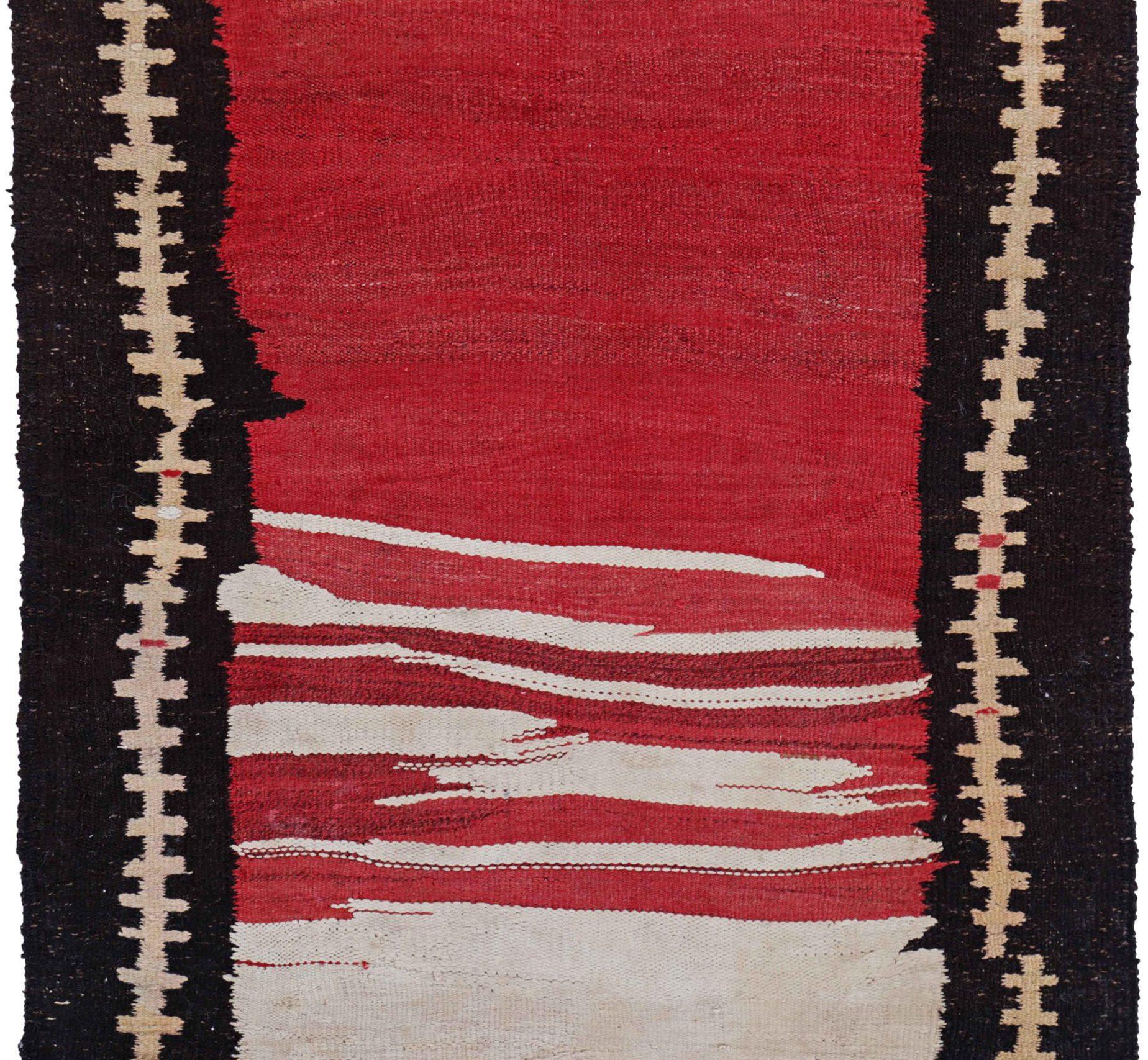 Persischer Kelim-Teppich Circa 1910 - Wolle Schwarz Elfenbein Rot Design - 91486 (Asiatisch) im Angebot