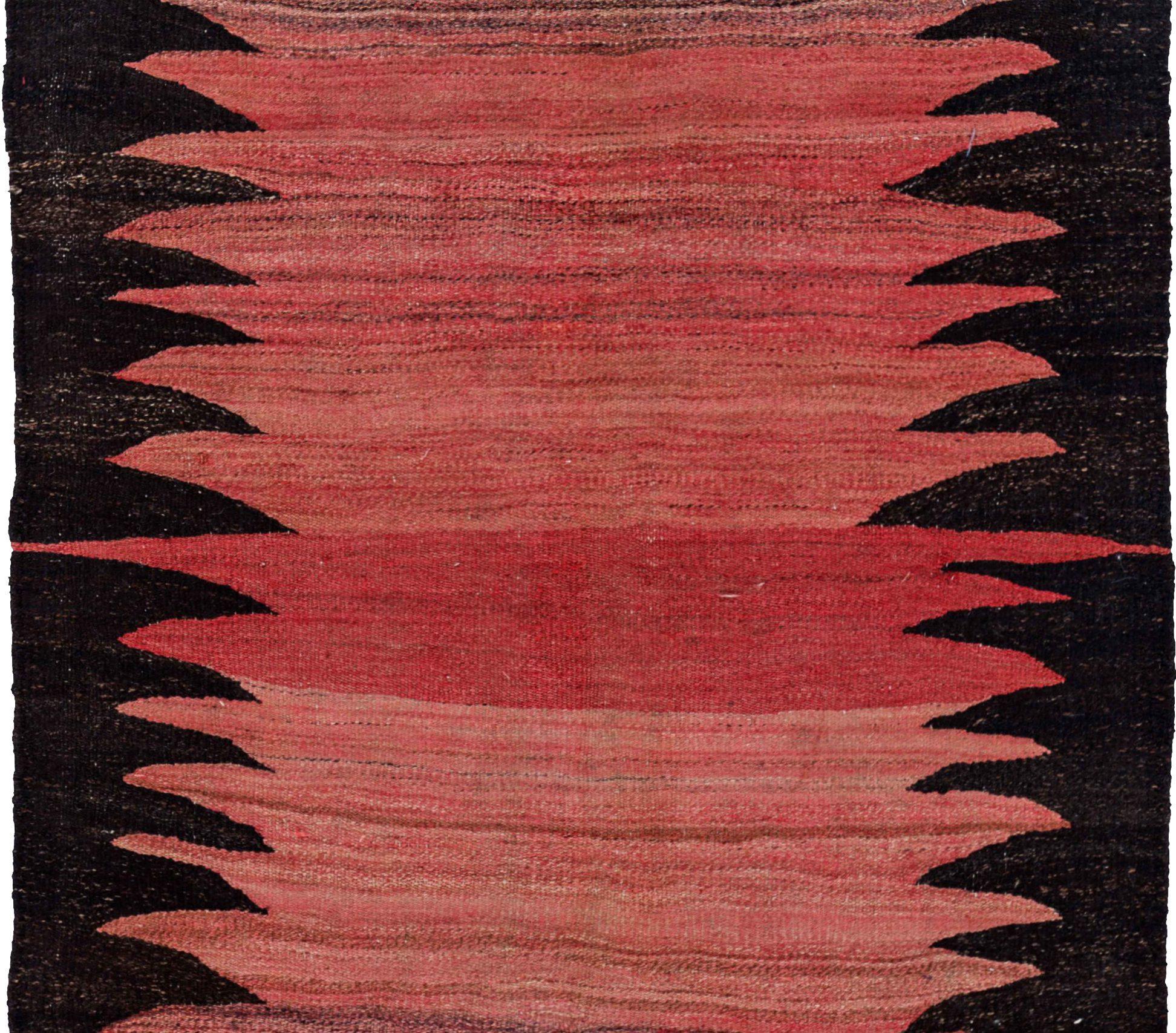 Persischer Kelim-Teppich Circa 1910 - Wolle Schwarz Rosa Rot Design - 91240 (Asiatisch) im Angebot