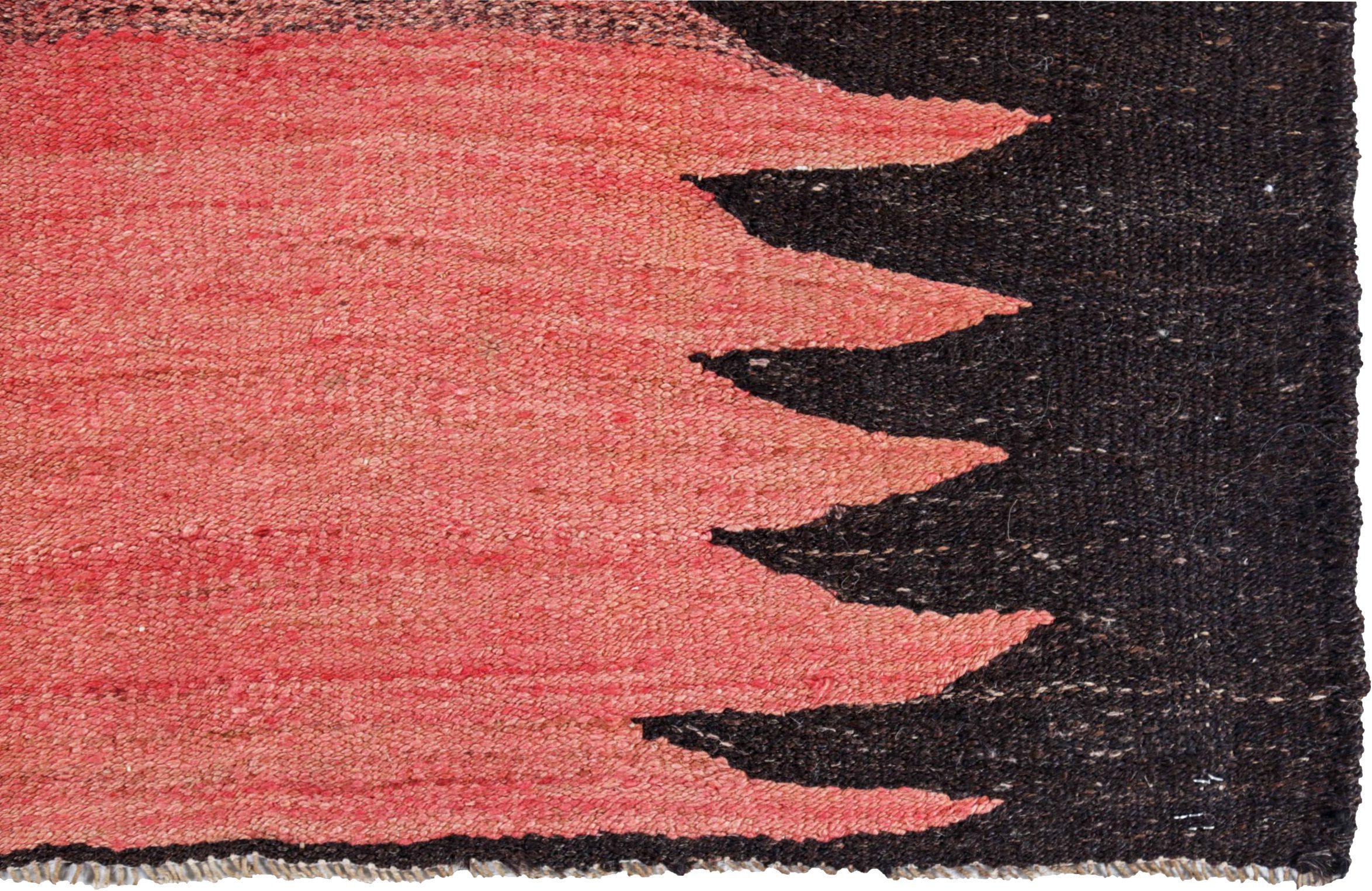 Persischer Kelim-Teppich Circa 1910 - Wolle Schwarz Rosa Rot Design - 91240 im Zustand „Hervorragend“ im Angebot in Dallas, TX