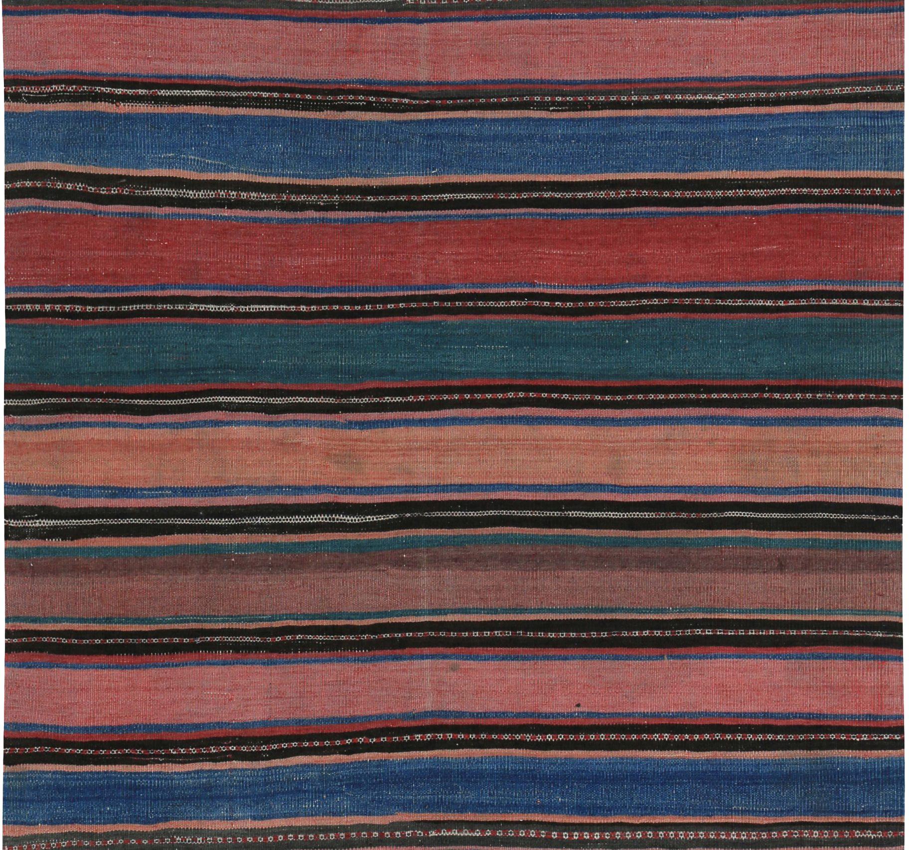 Asiatique Petit tapis persan Kilim vers 1910 - Laine bleu vert rose rouge motif rouge - 89443 en vente