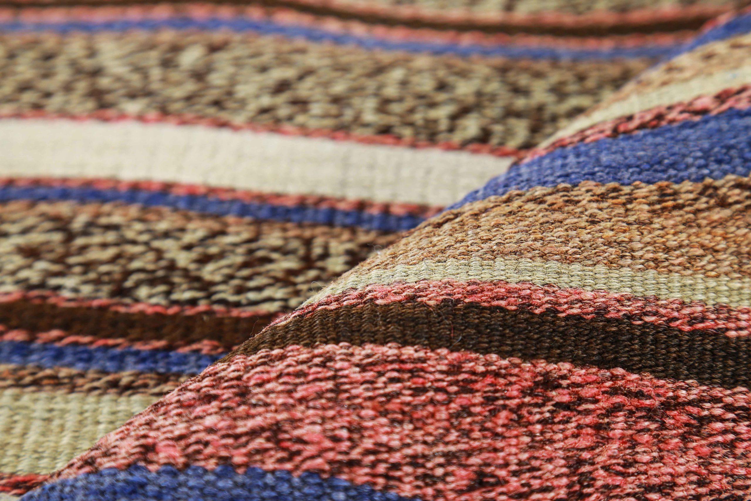 Persischer Kilim Kleiner Teppich CIRCA 1910 - Wolle Blau Elfenbein Rosa Design - 91212 im Zustand „Hervorragend“ im Angebot in Dallas, TX
