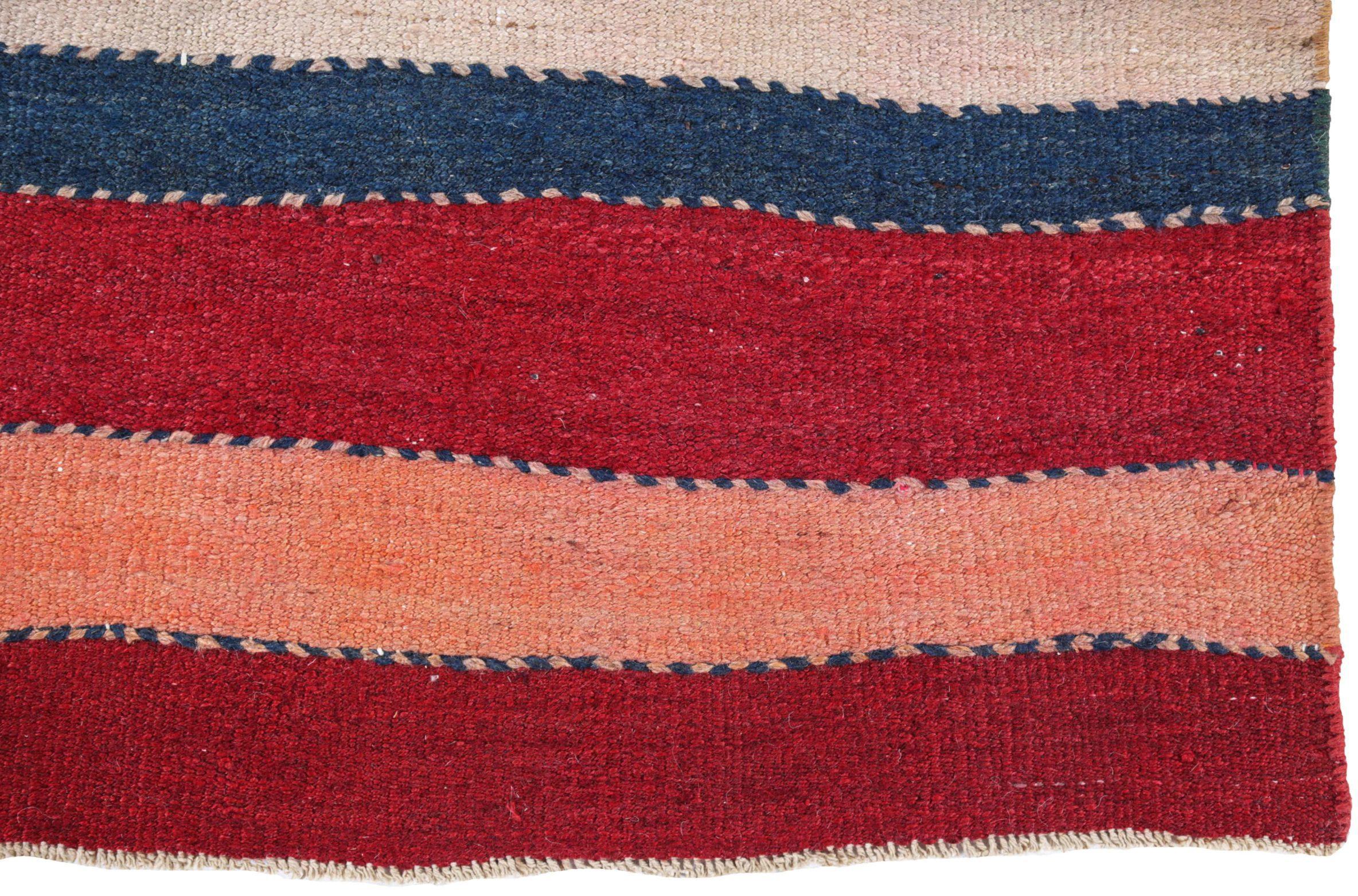 Persischer Kelim-Teppich Circa 1910 - Wolle Blau Elfenbein Rosa Rot Design - 91158 im Zustand „Hervorragend“ im Angebot in Dallas, TX