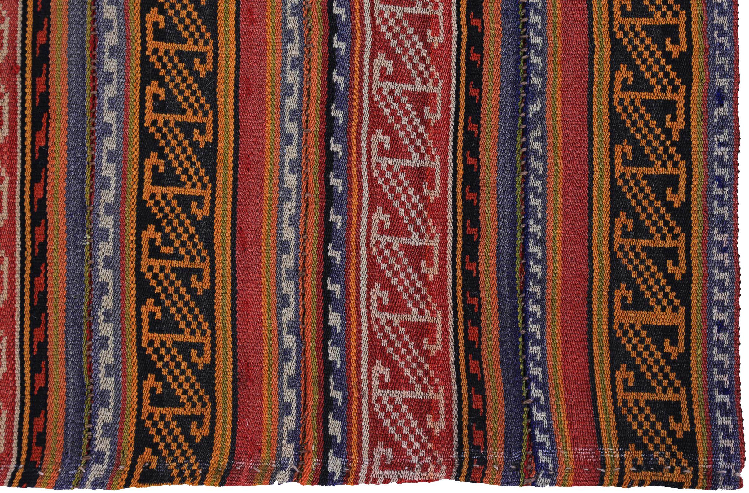 Asiatique Petit tapis persan Kilim datant d'environ 1910, motif en laine bleu rouge jaune - 89439 en vente