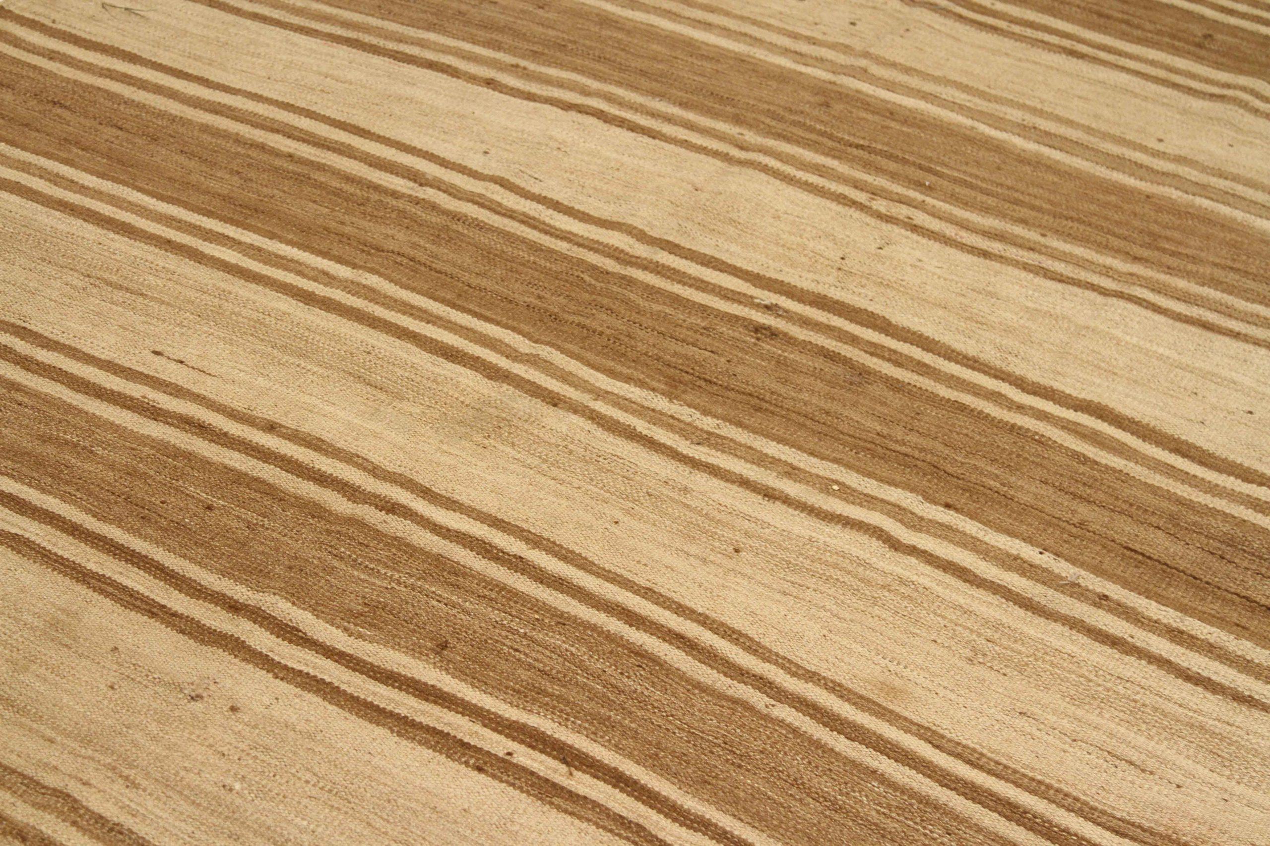 Persischer Kilim Kleiner Teppich CIRCA 1910 - Wolle Braun Elfenbein 74162 (Asiatisch) im Angebot