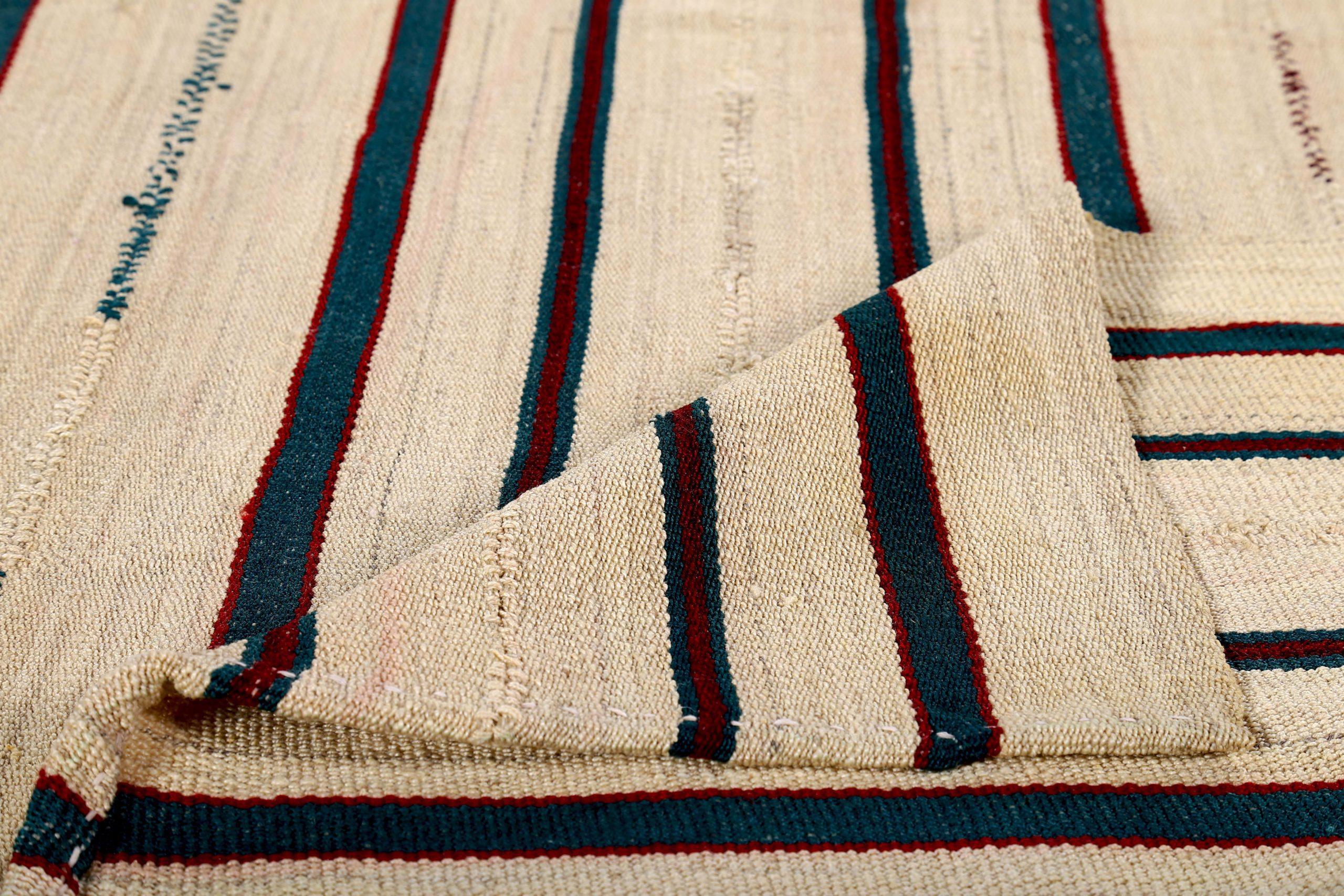 Persischer Kilim Small Rug CIRCA 1910 - Wolle Braun Elfenbein Design - 89291 im Zustand „Hervorragend“ im Angebot in Dallas, TX